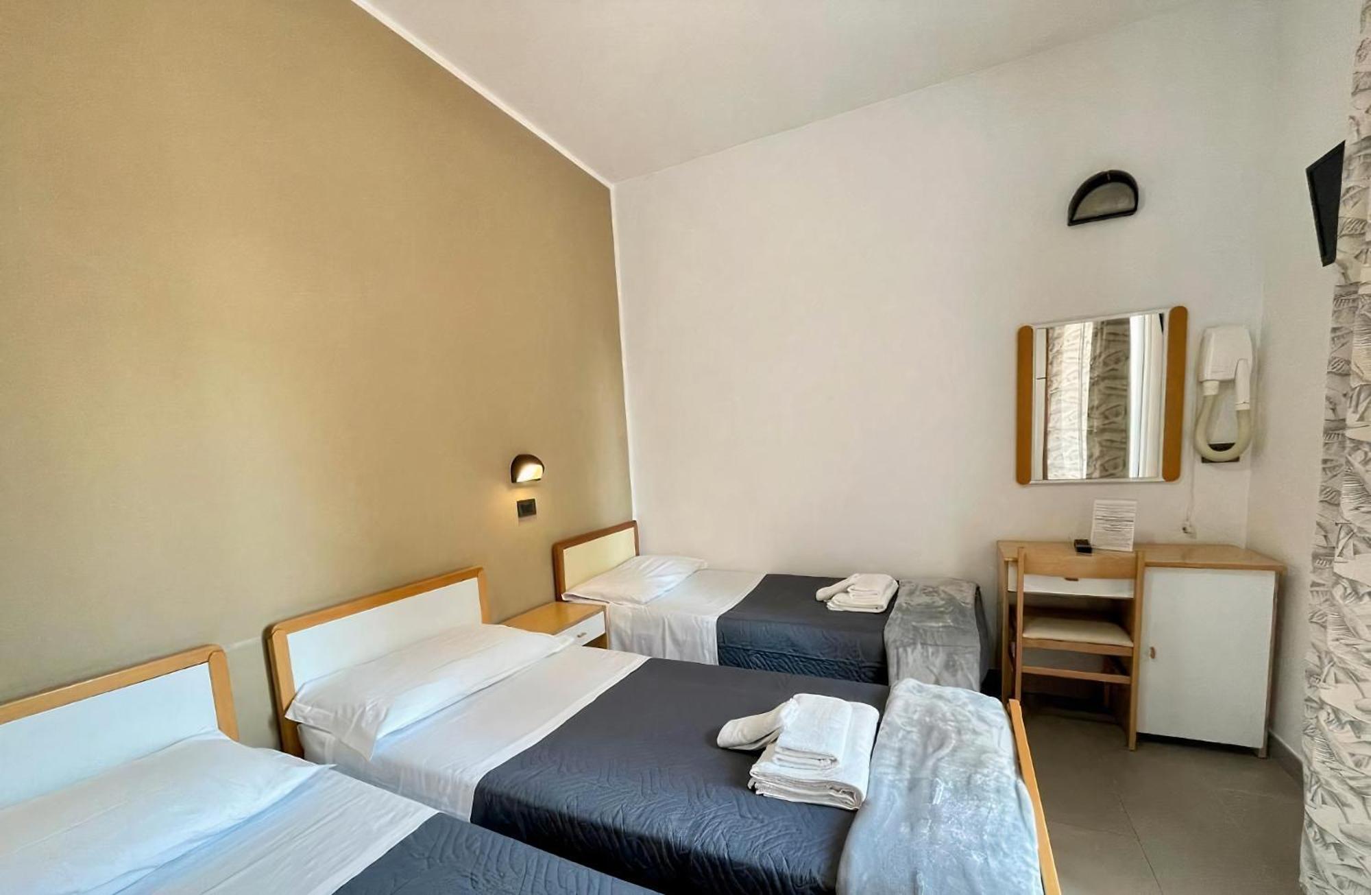 Triple Room,1658717068:JPEG