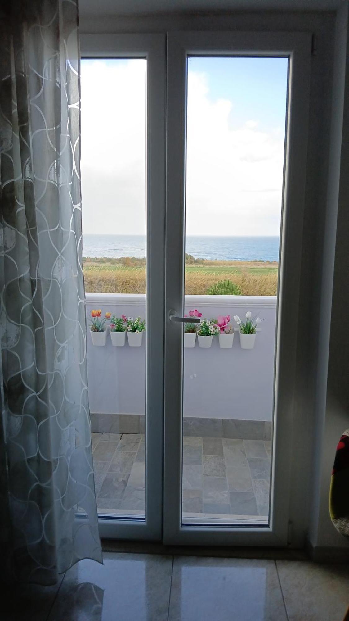 Studio Sea View,1658820954:JPEG