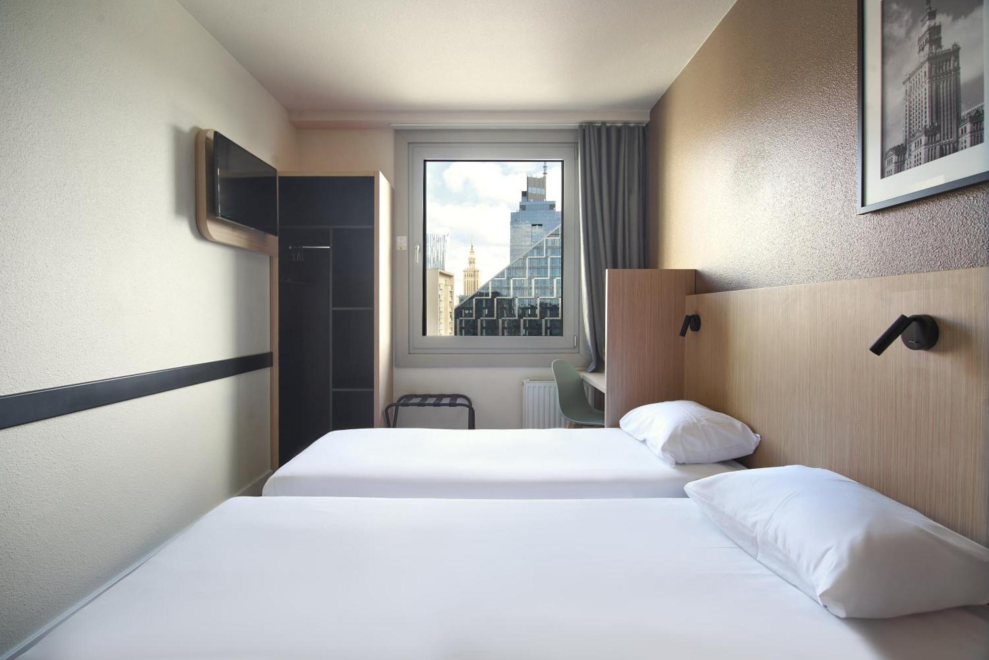 Standard Room 2 Single Beds