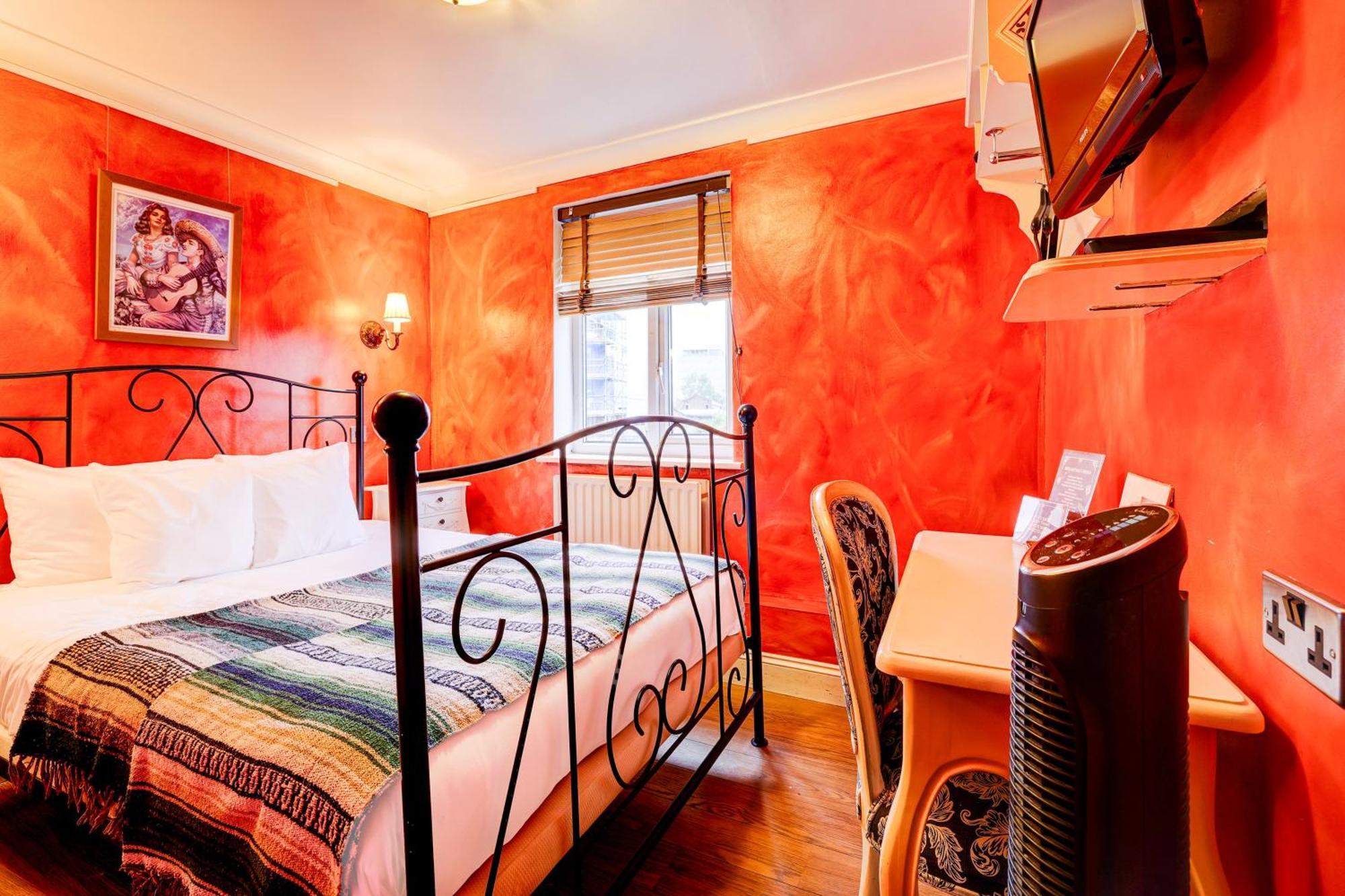 Superior King Room Especial