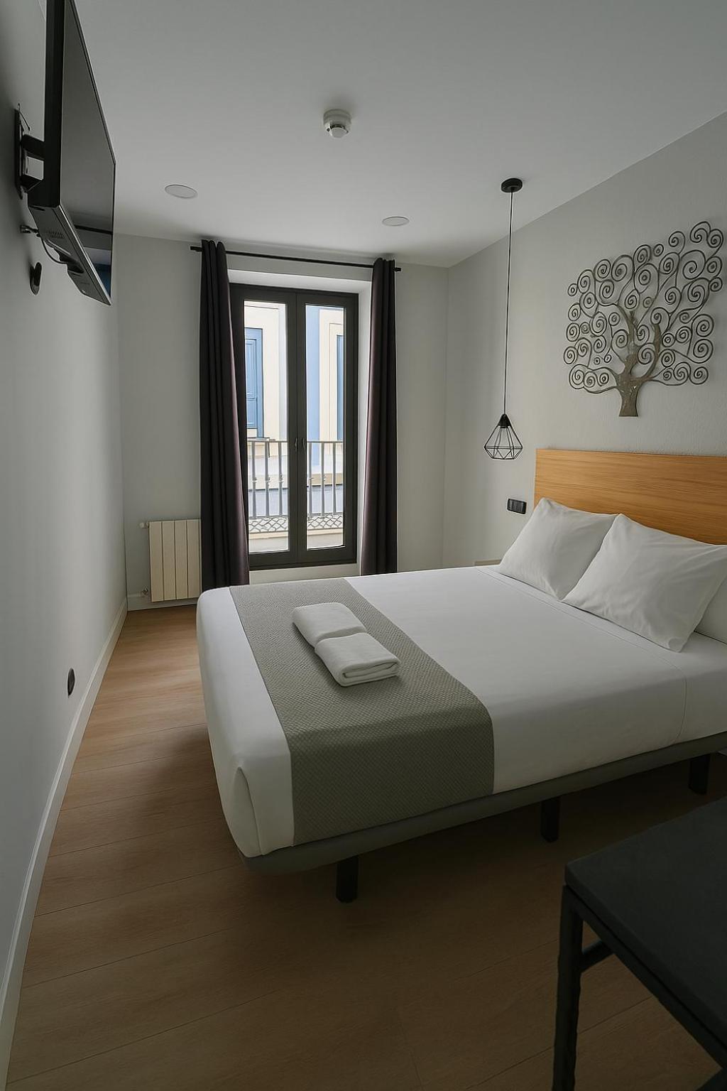Deluxe Double Room Balcony,1659464381:JPEG