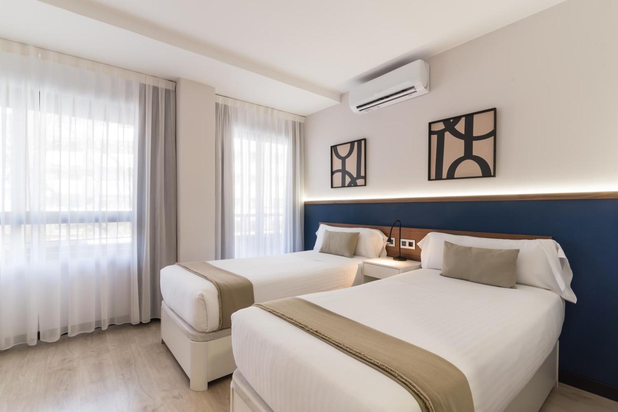 Deluxe Double or Twin Room Balcony,1659501917:JPEG