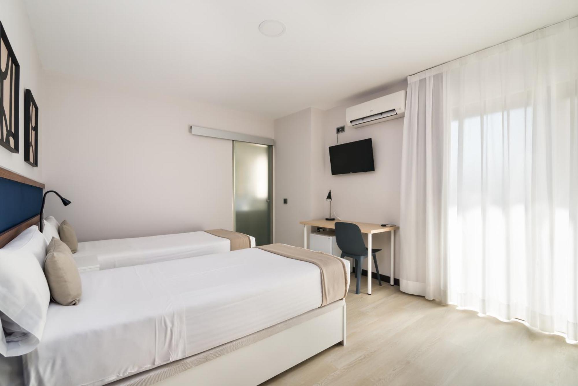 Deluxe Double or Twin Room Balcony