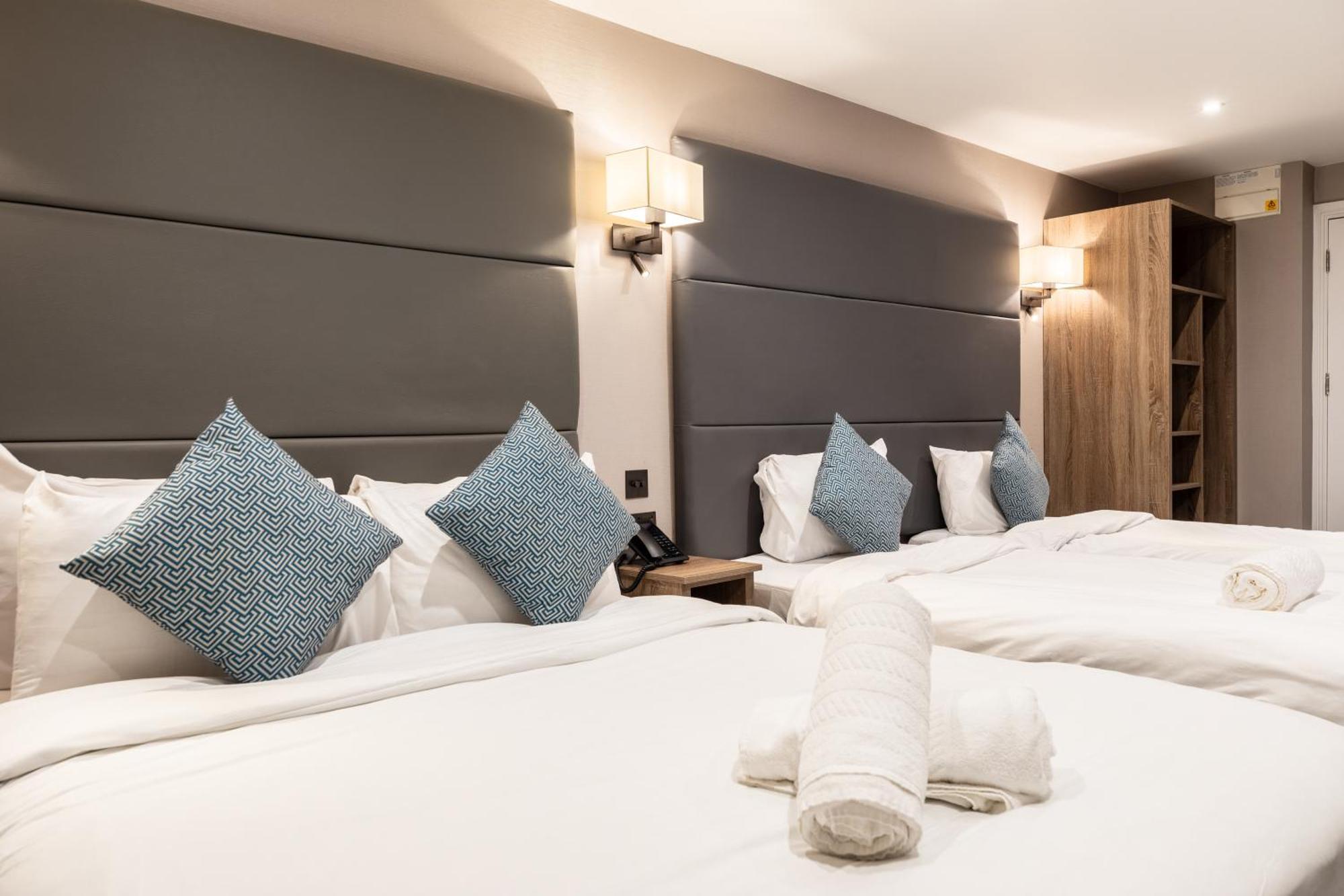 Standard Quadruple Room
