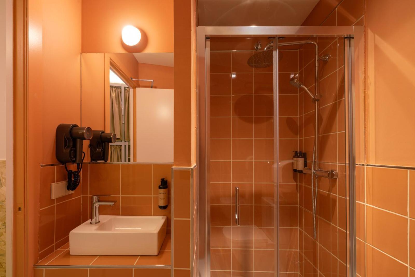 Standard Quadruple Room,1659805399:JPEG