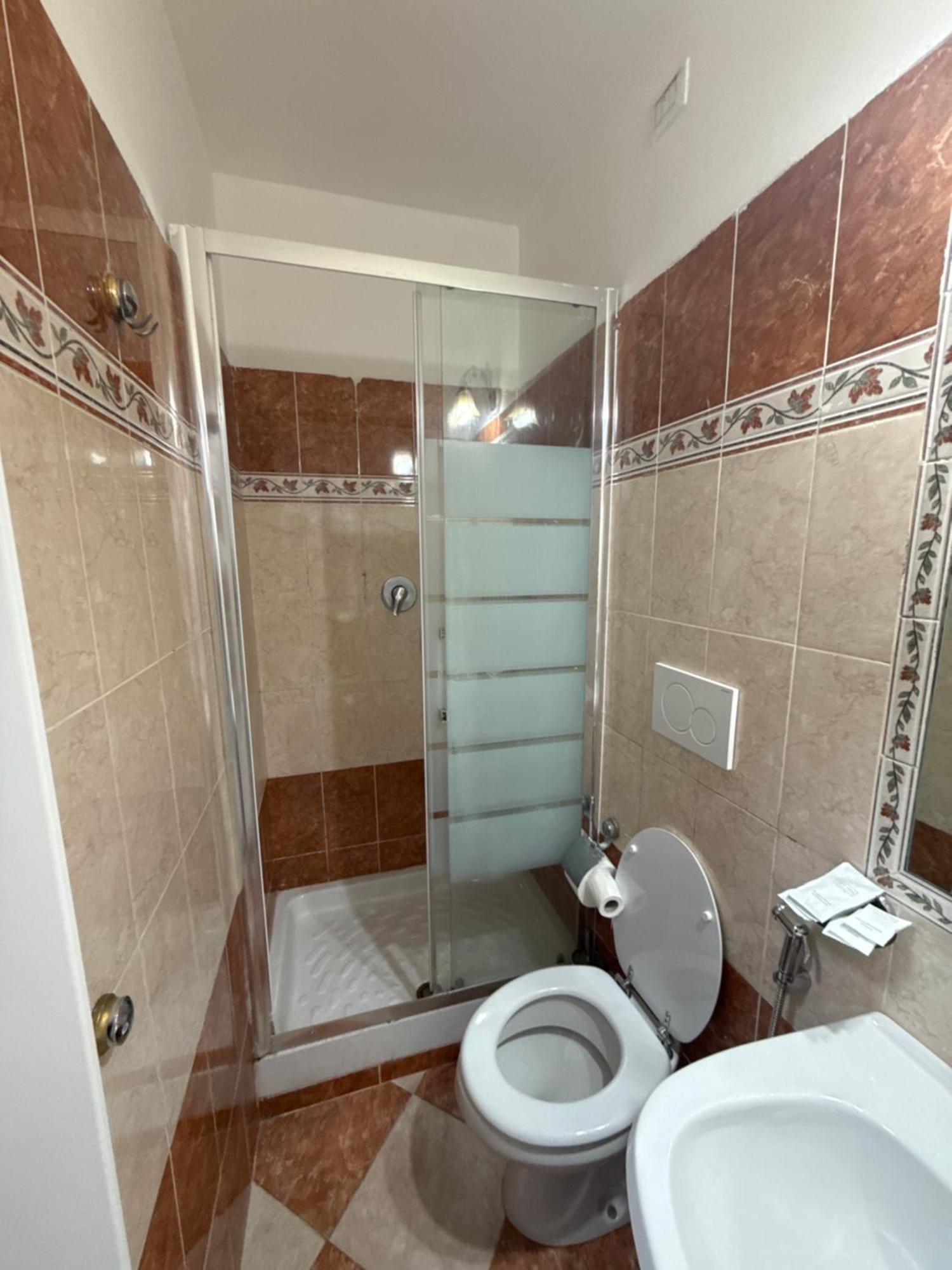 Triple Room,1659933475:JPEG