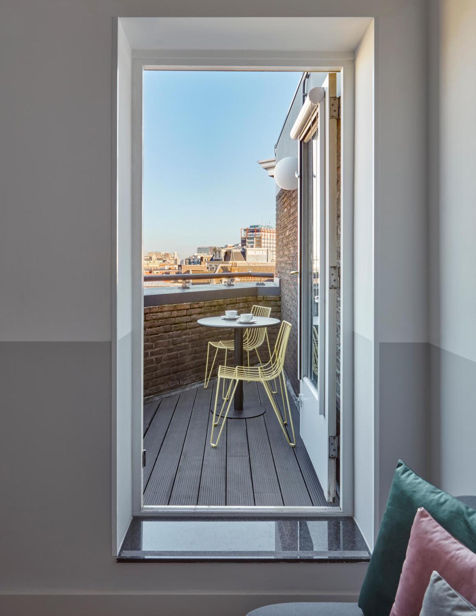 Premium King Room Balcony,1586102578:JPEG