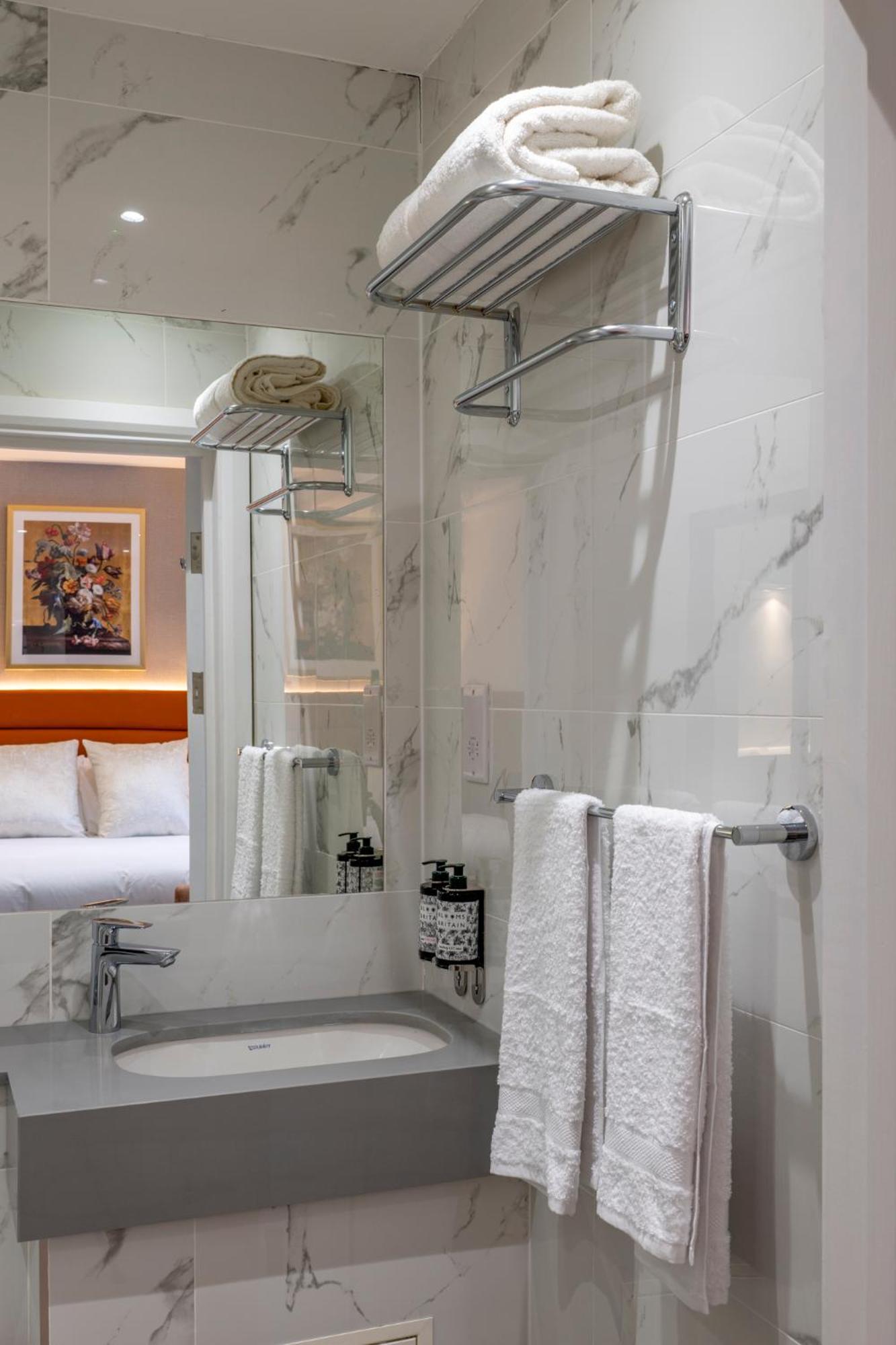 Double Room,1660284120:JPEG