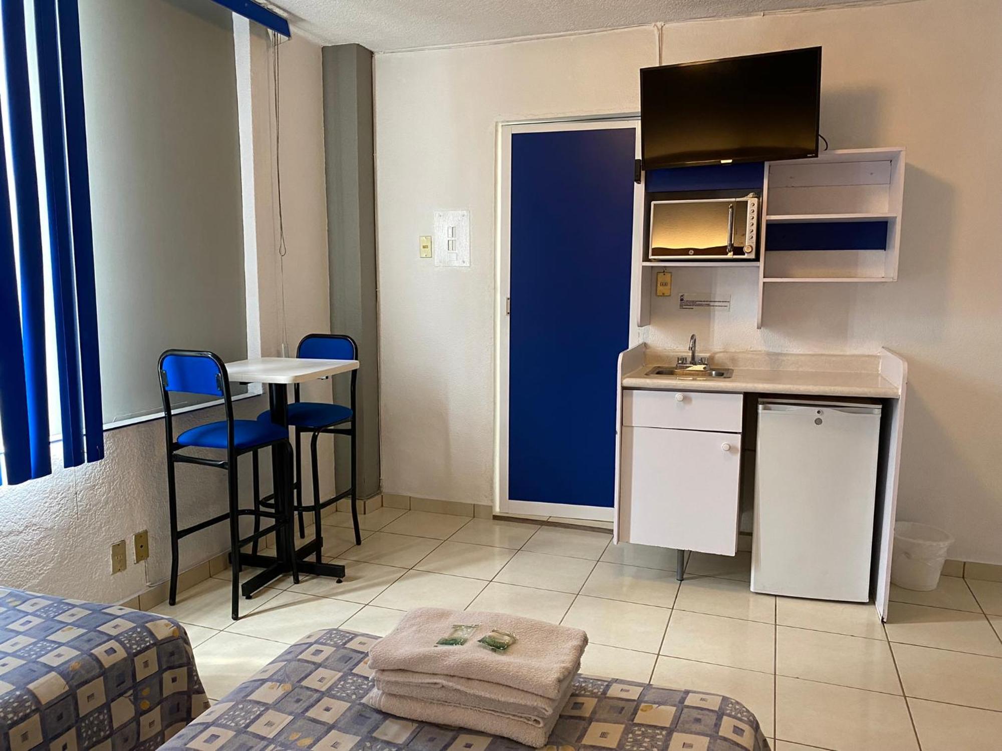 Triple Room,1660332596:JPEG