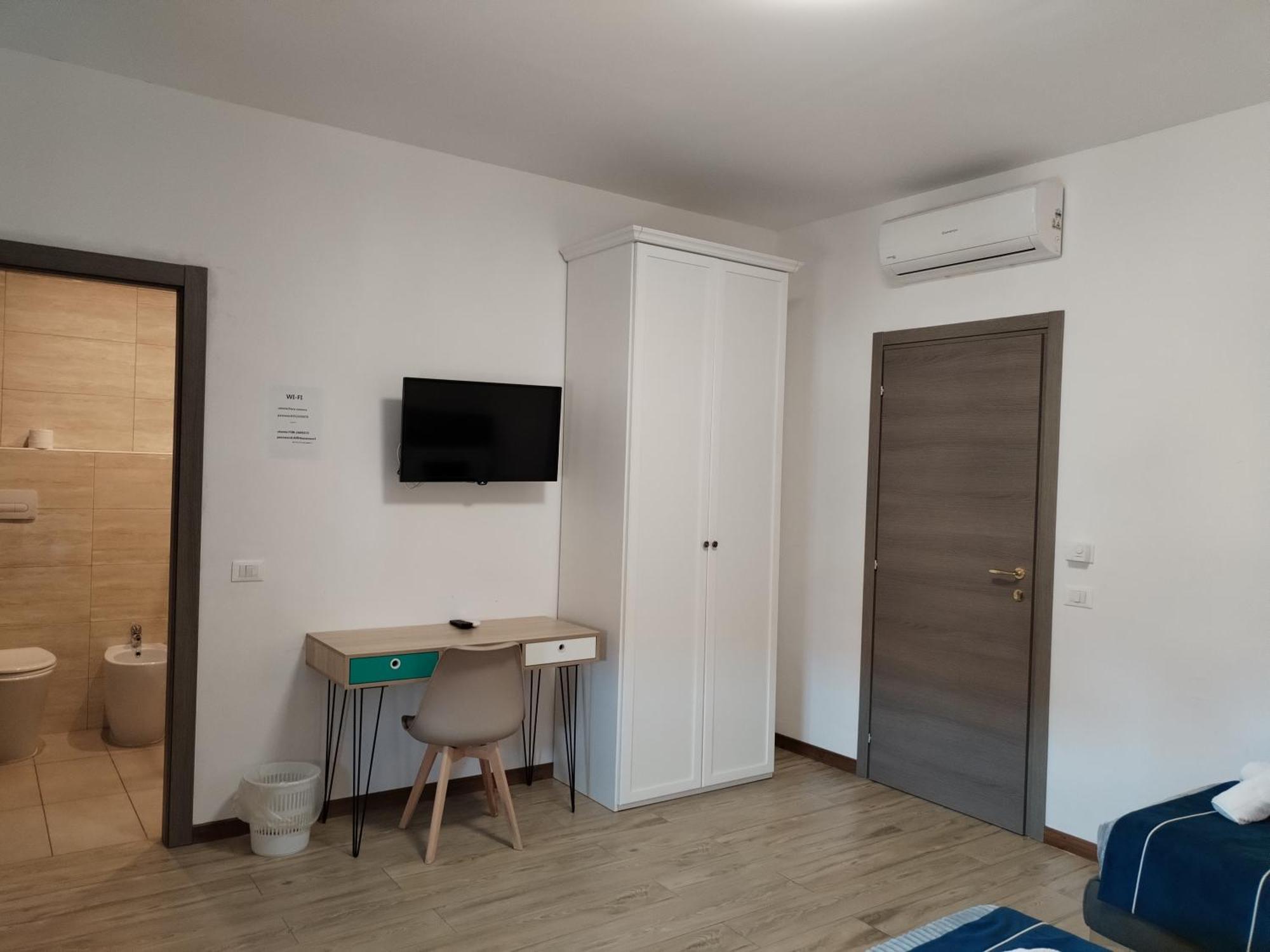 Deluxe Triple Room,1660388009:JPEG