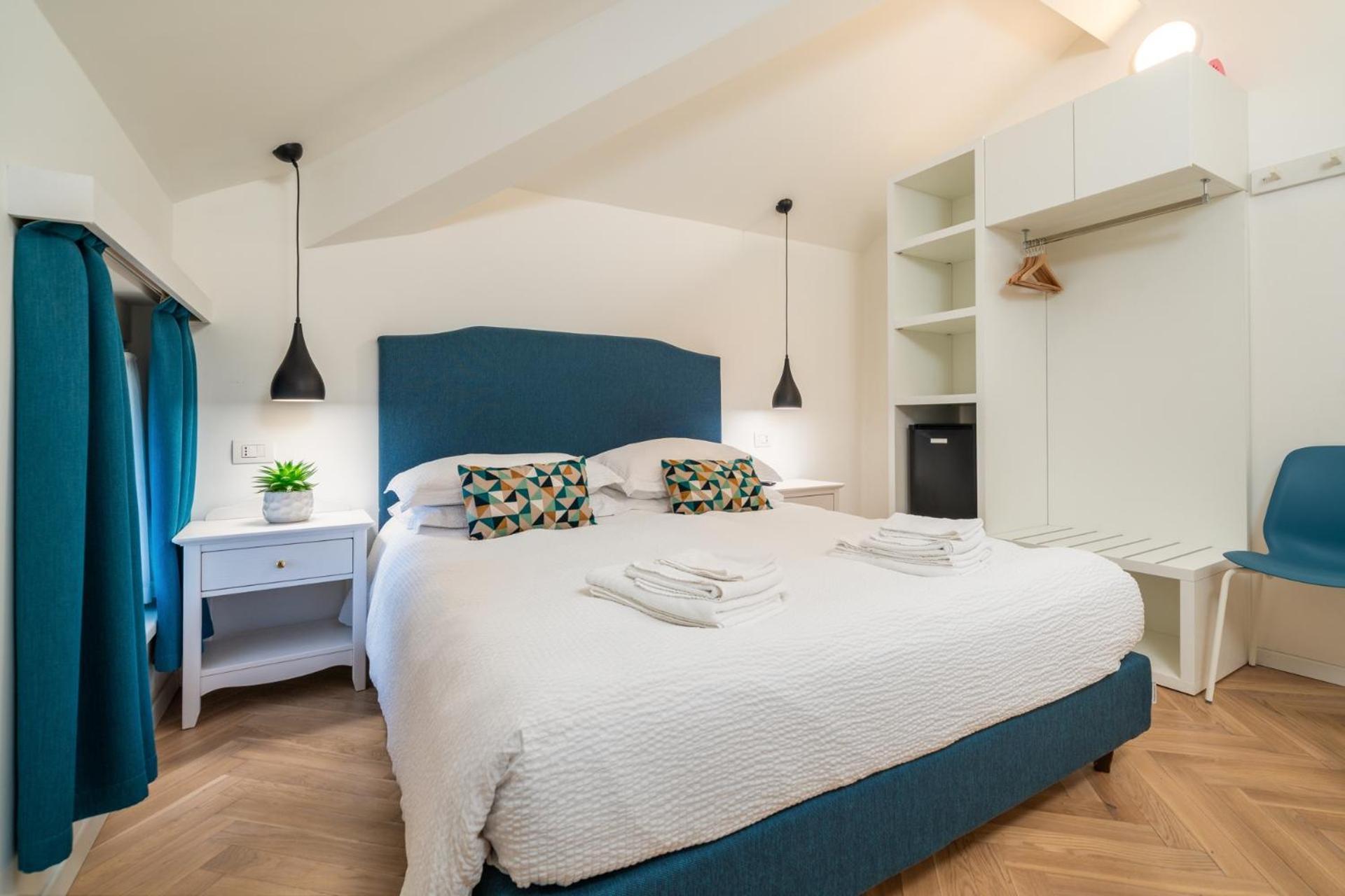 Double Room Private Bathroom