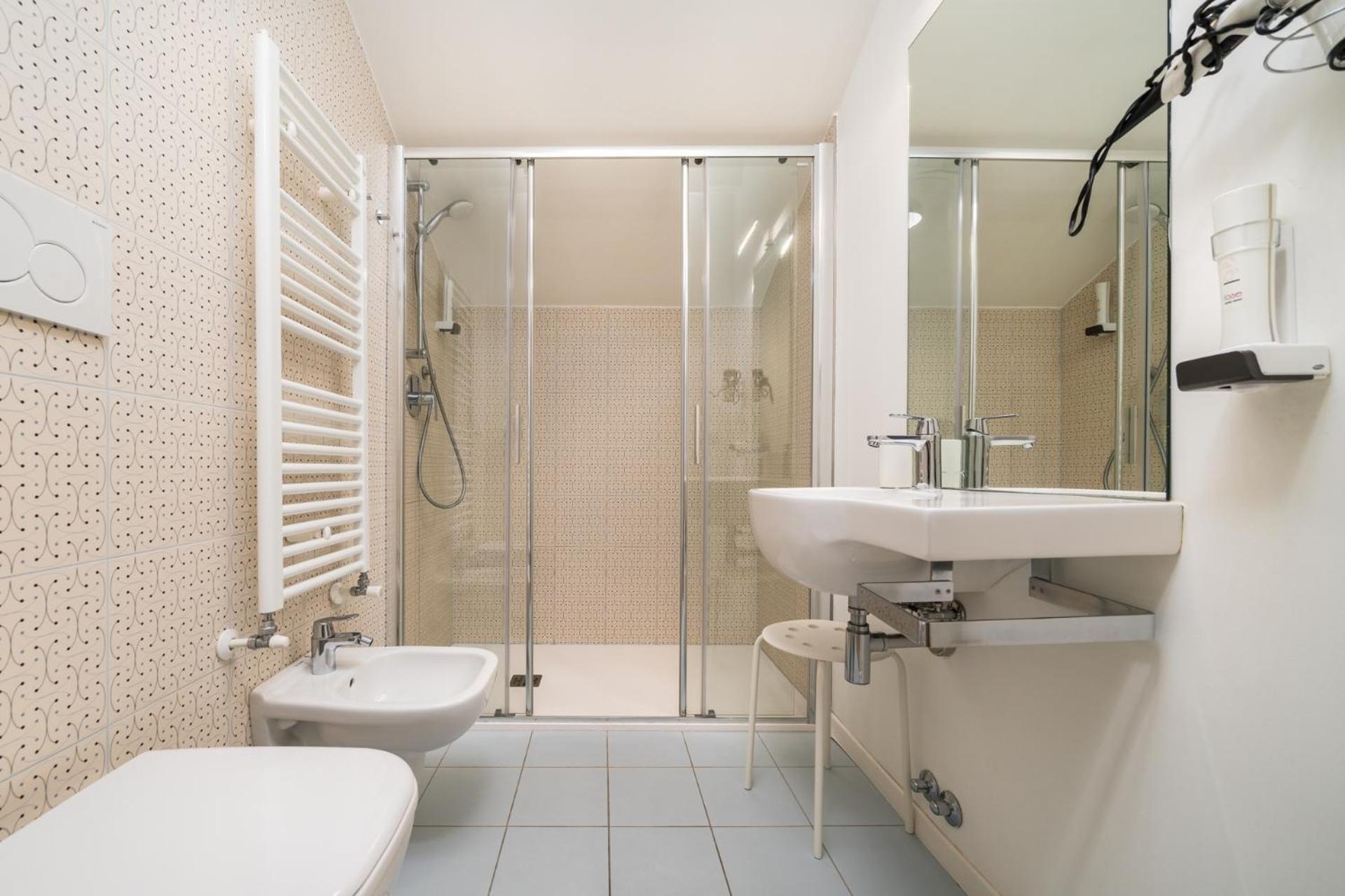 Triple Room Private Bathroom
