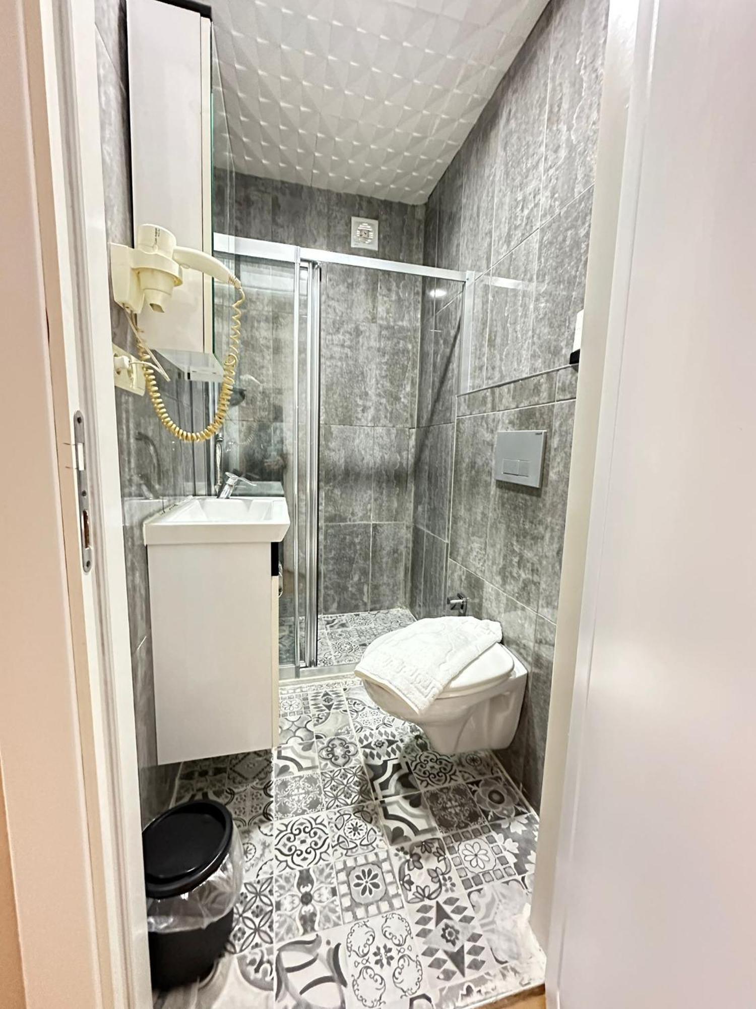 Standard Double Room,1660457691:JPEG