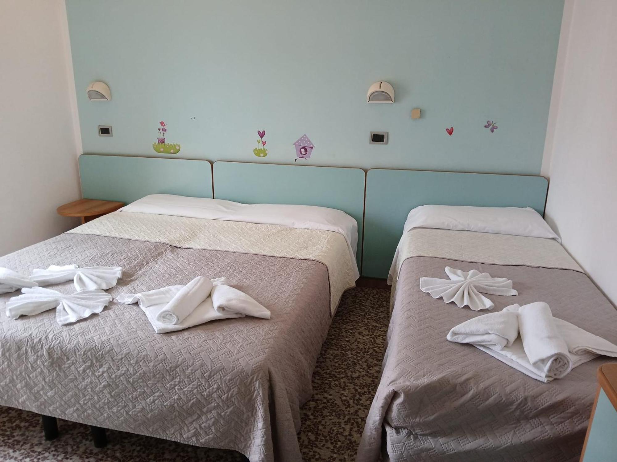 Double Room Private Bathroom