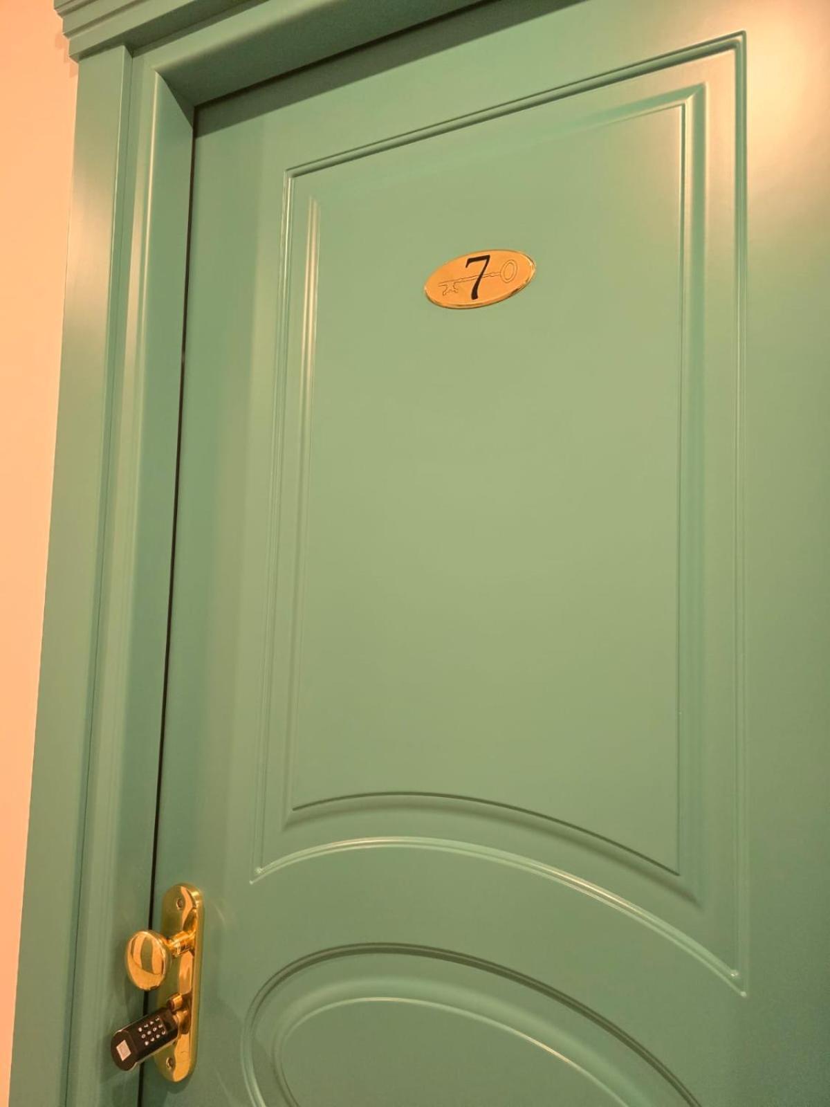 Double Room,1760025138:JPEG