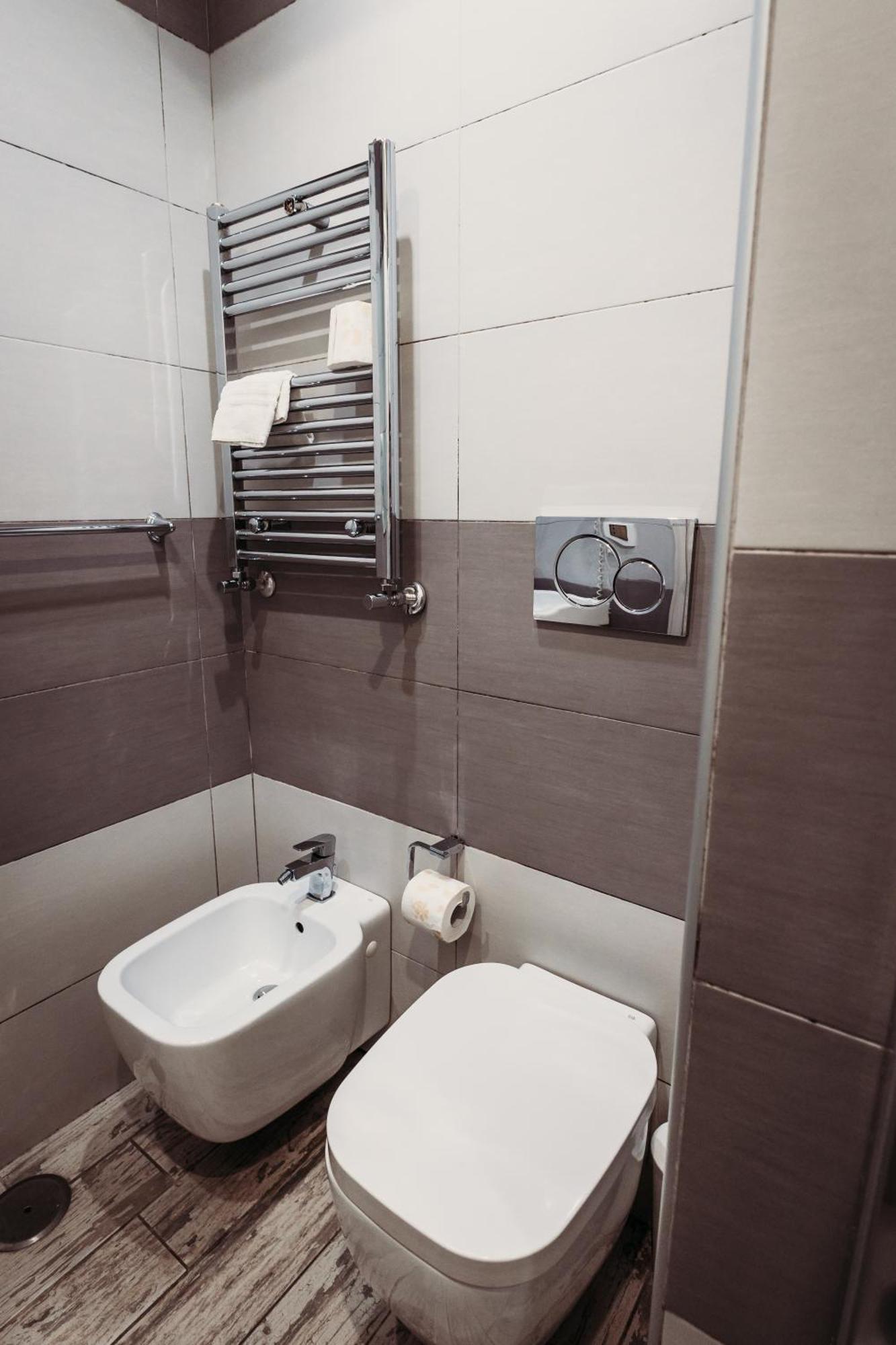 Standard Double Room,1662416636:JPEG