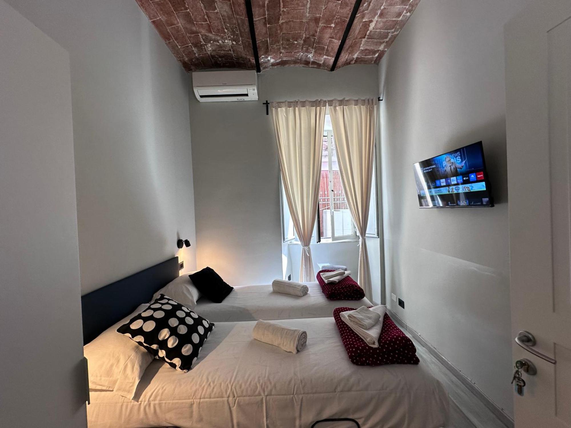 Double Room,1662994956:JPEG