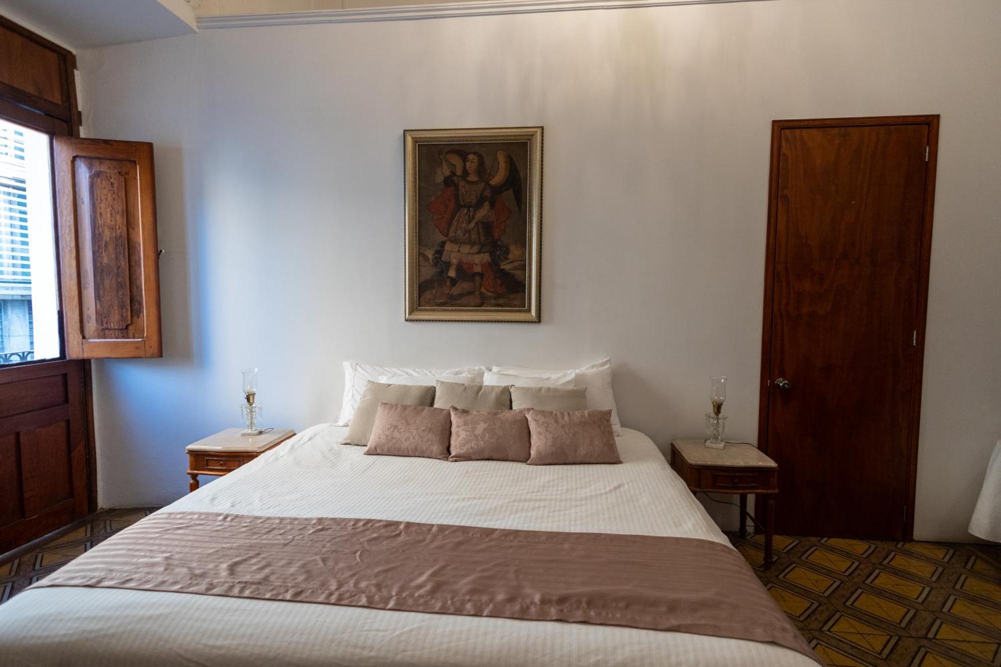 Double Room,1663110968:JPEG