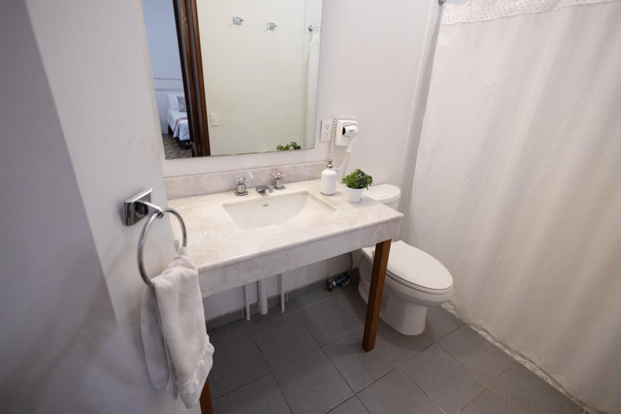 Classic Quadruple Room,1663110987:JPEG