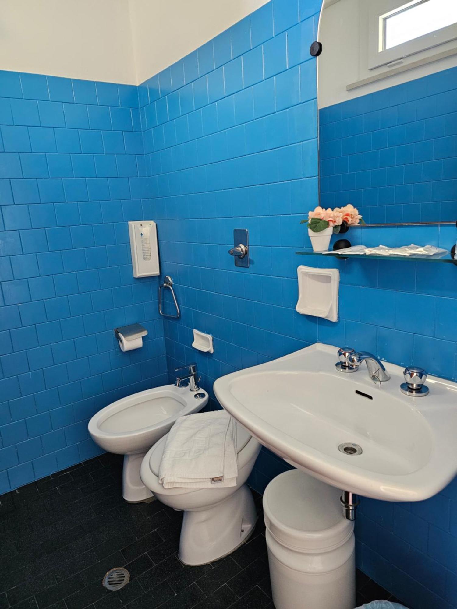 Quadruple Room Private Bathroom,1766737299:JPEG