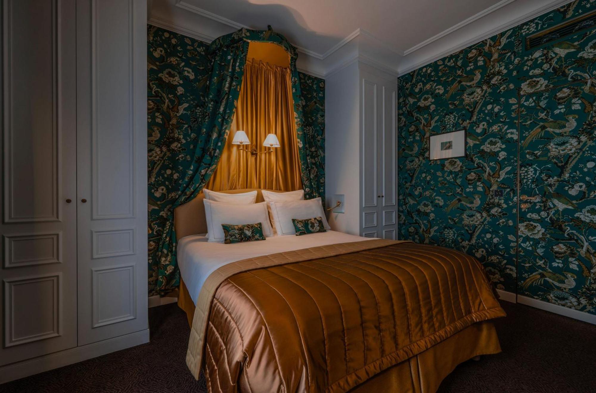 Superior Room,1663734965:JPEG