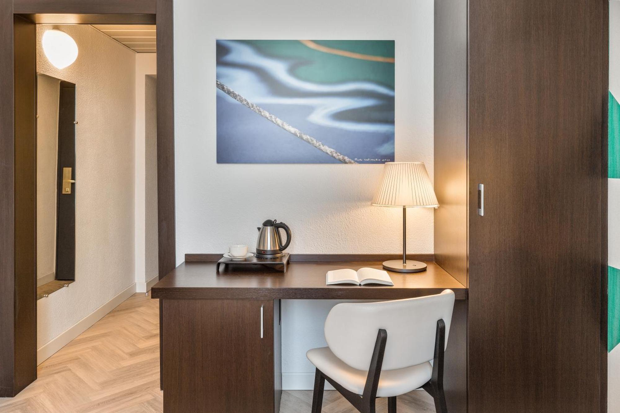 Classic Single Room