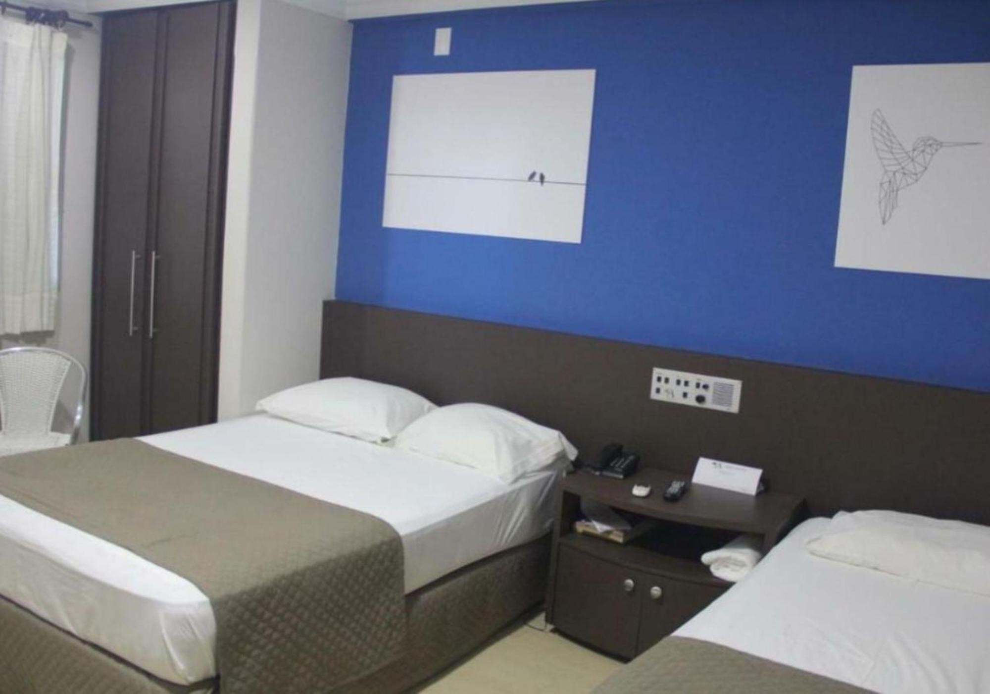 Quarto Triplo Standard