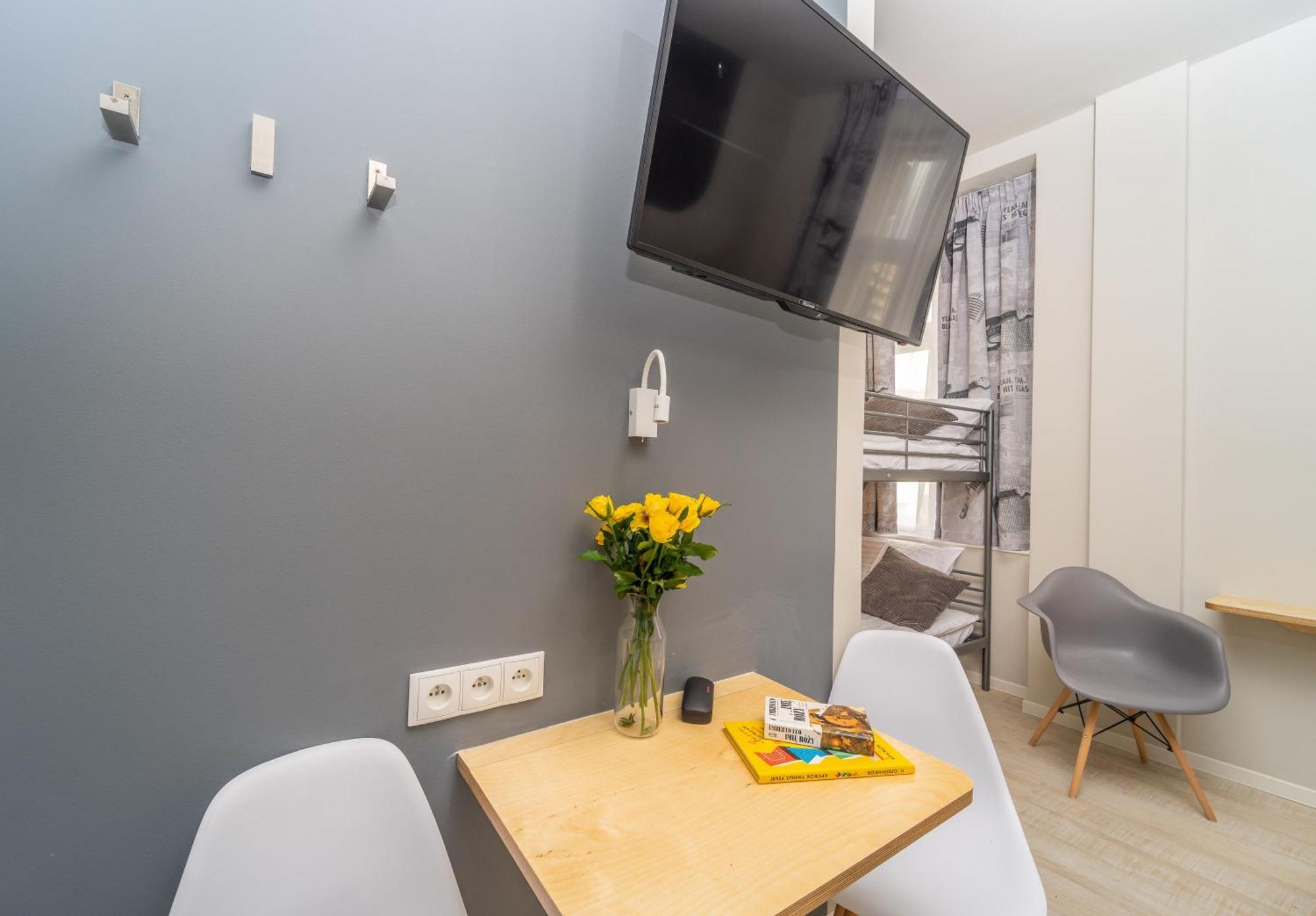 Camera Familiare con Bagno Privato