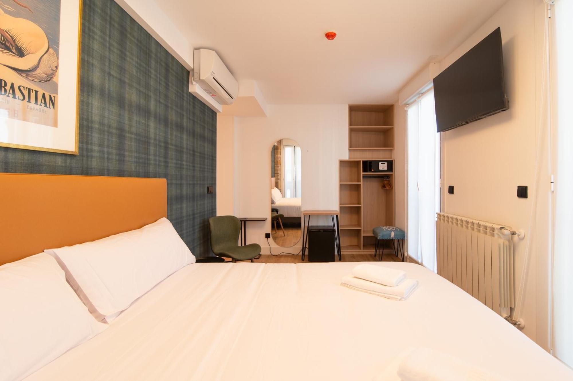 Triple Room Balcony,1665409867:JPEG