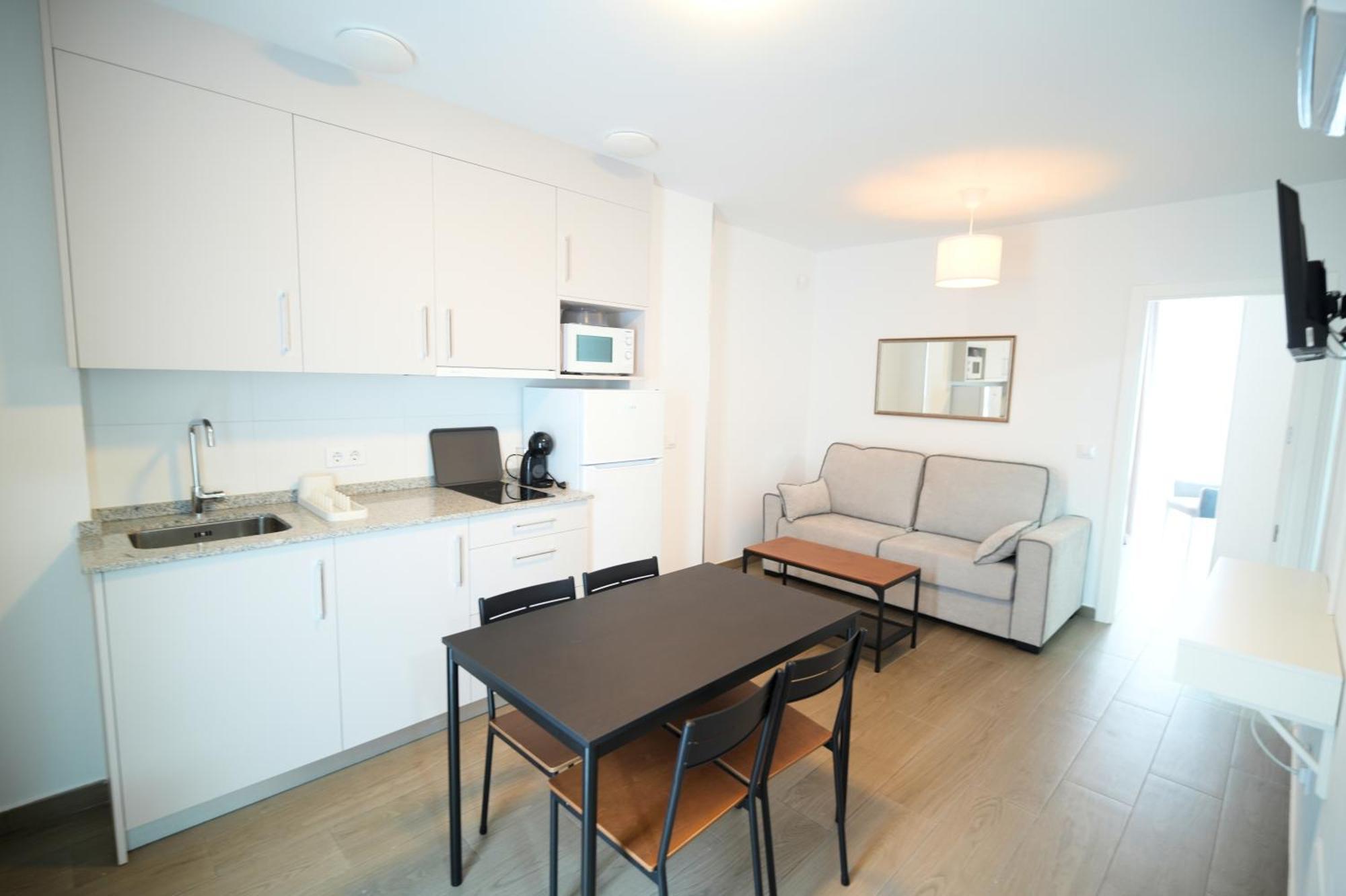 One-Bedroom Apartment,1665996557:JPEG