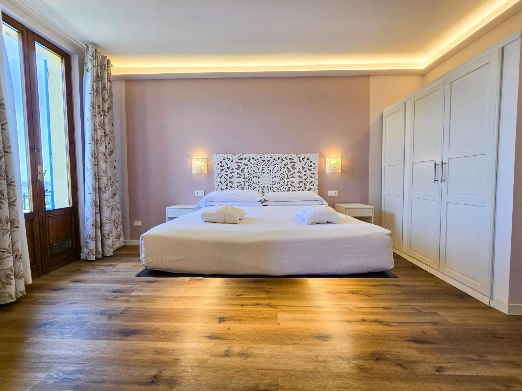 Double Room Spa Bath Balcony