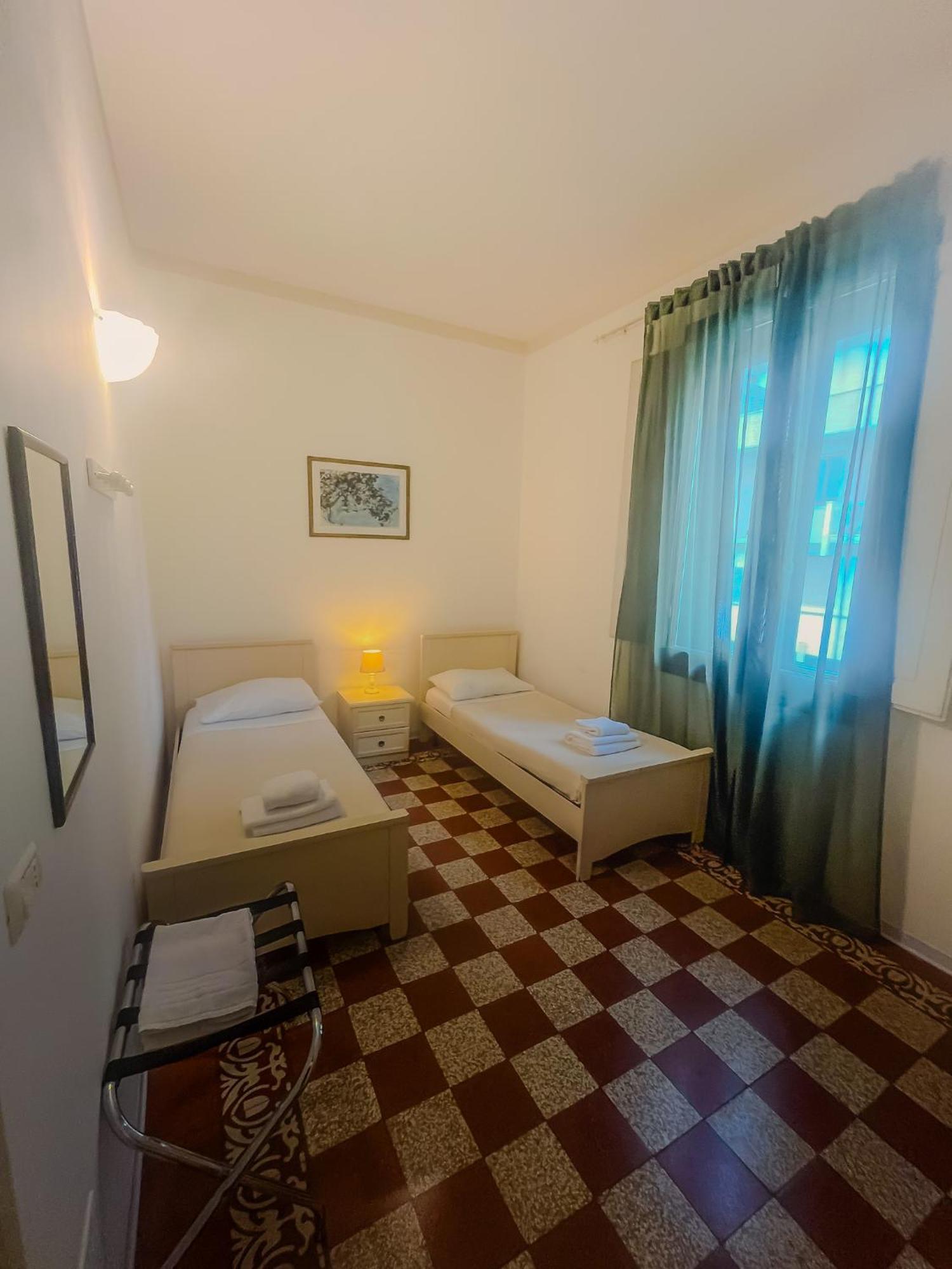 Double or Twin Room,1666039577:JPEG