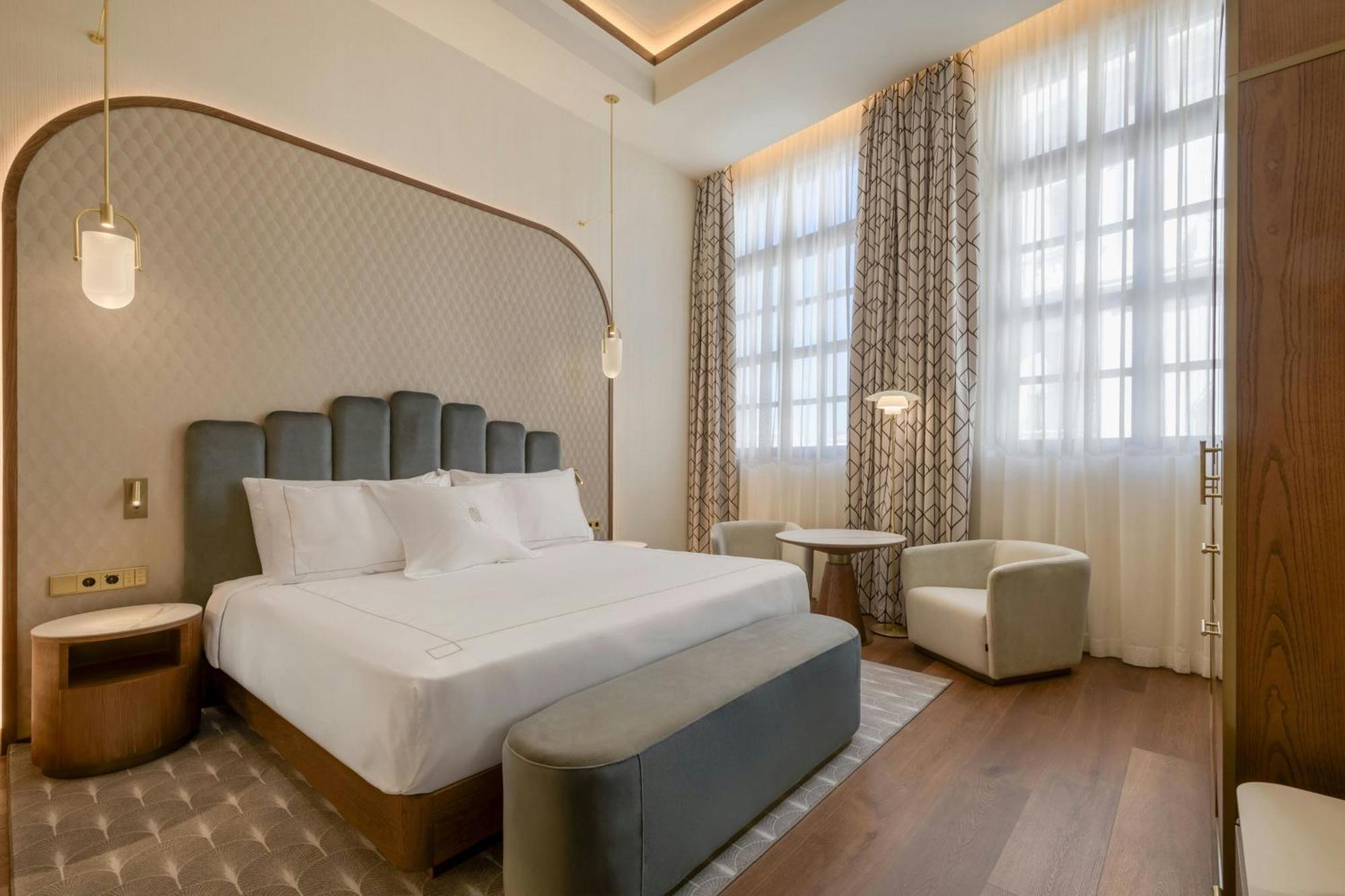 King Room City View,1675123419:JPEG