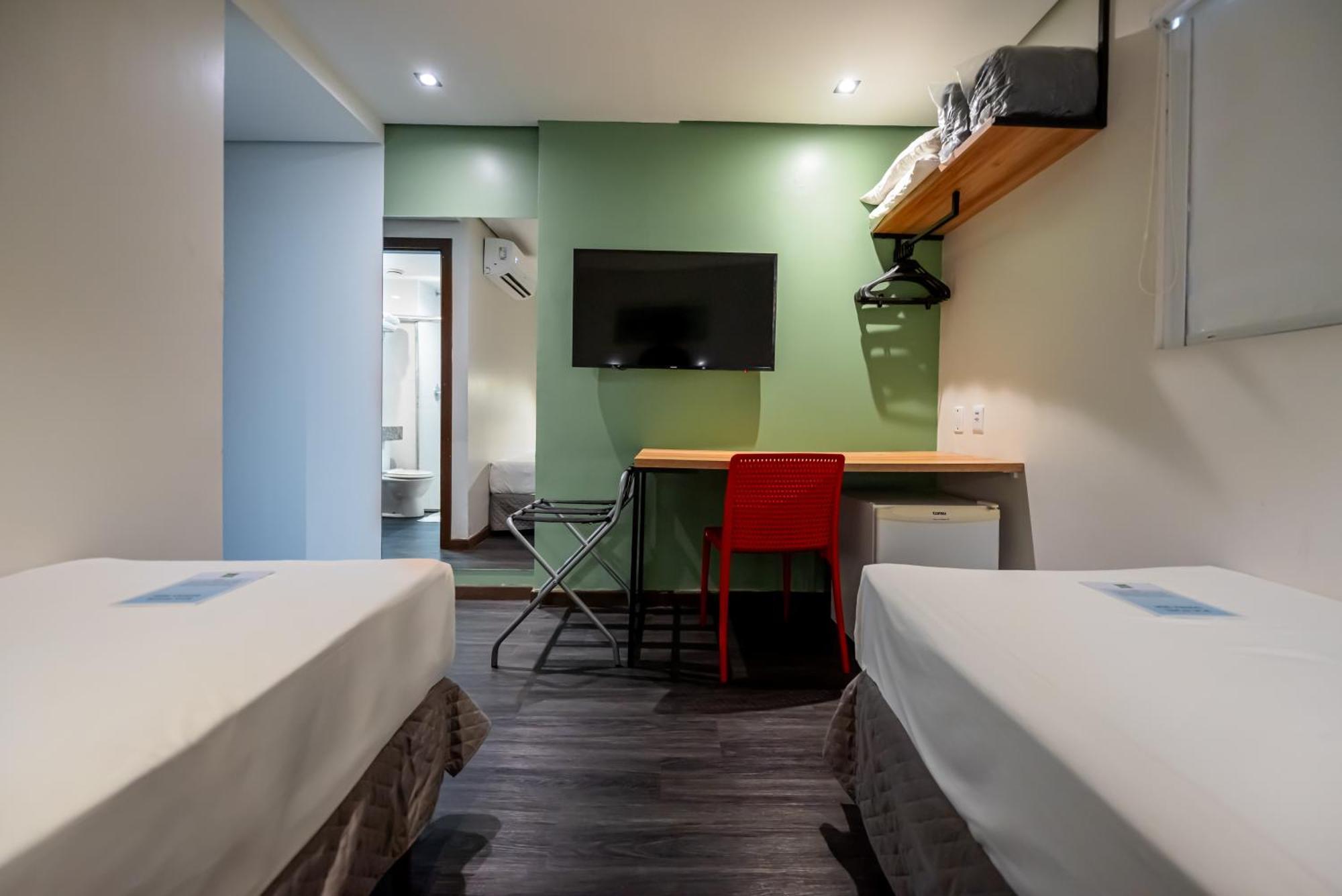 Quarto Standard com 2 Camas de Solteiro
