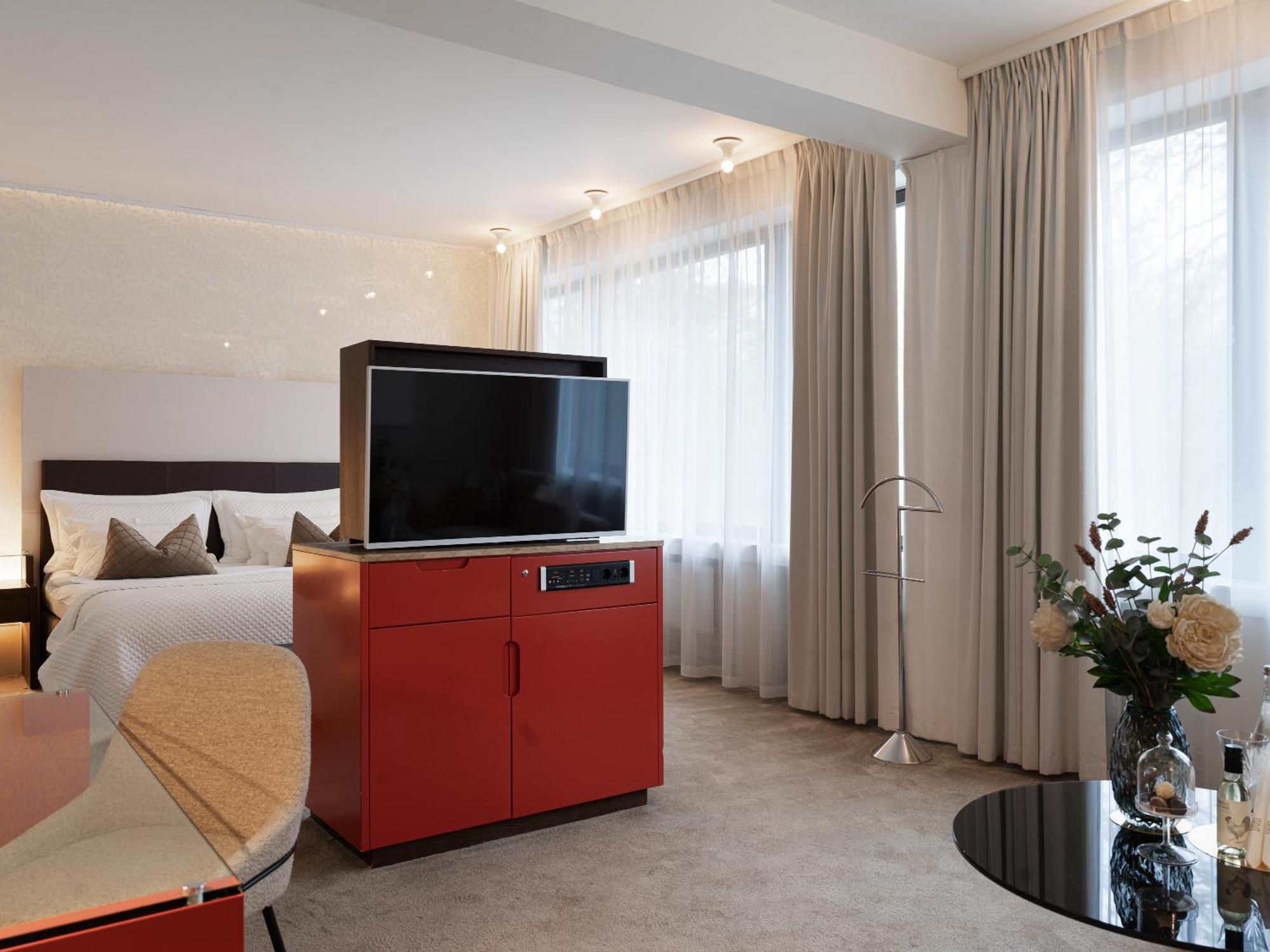 Junior Suite,1667434491:JPEG
