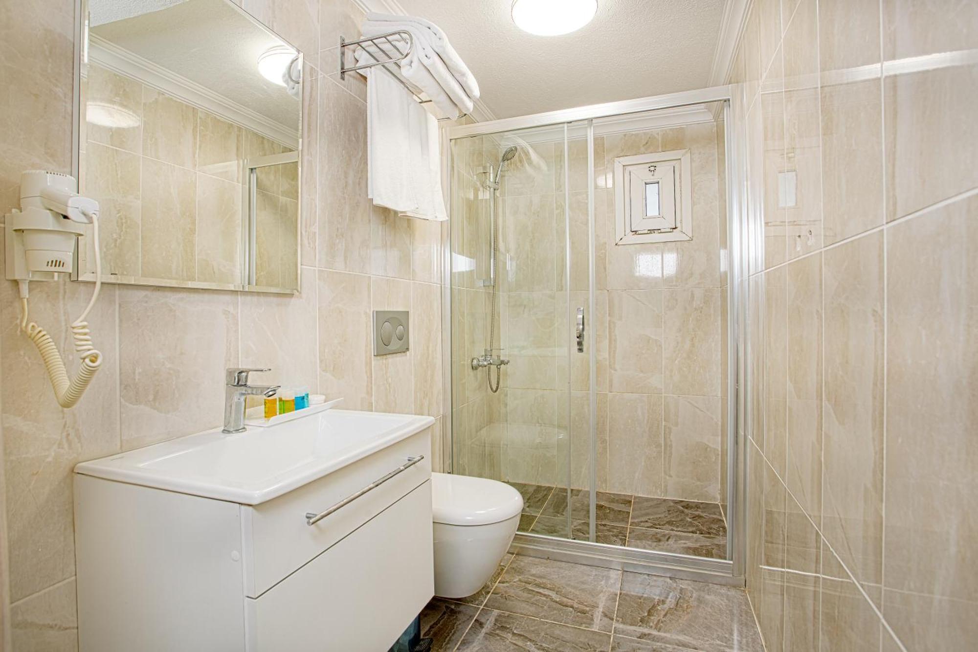 Economy Single Room