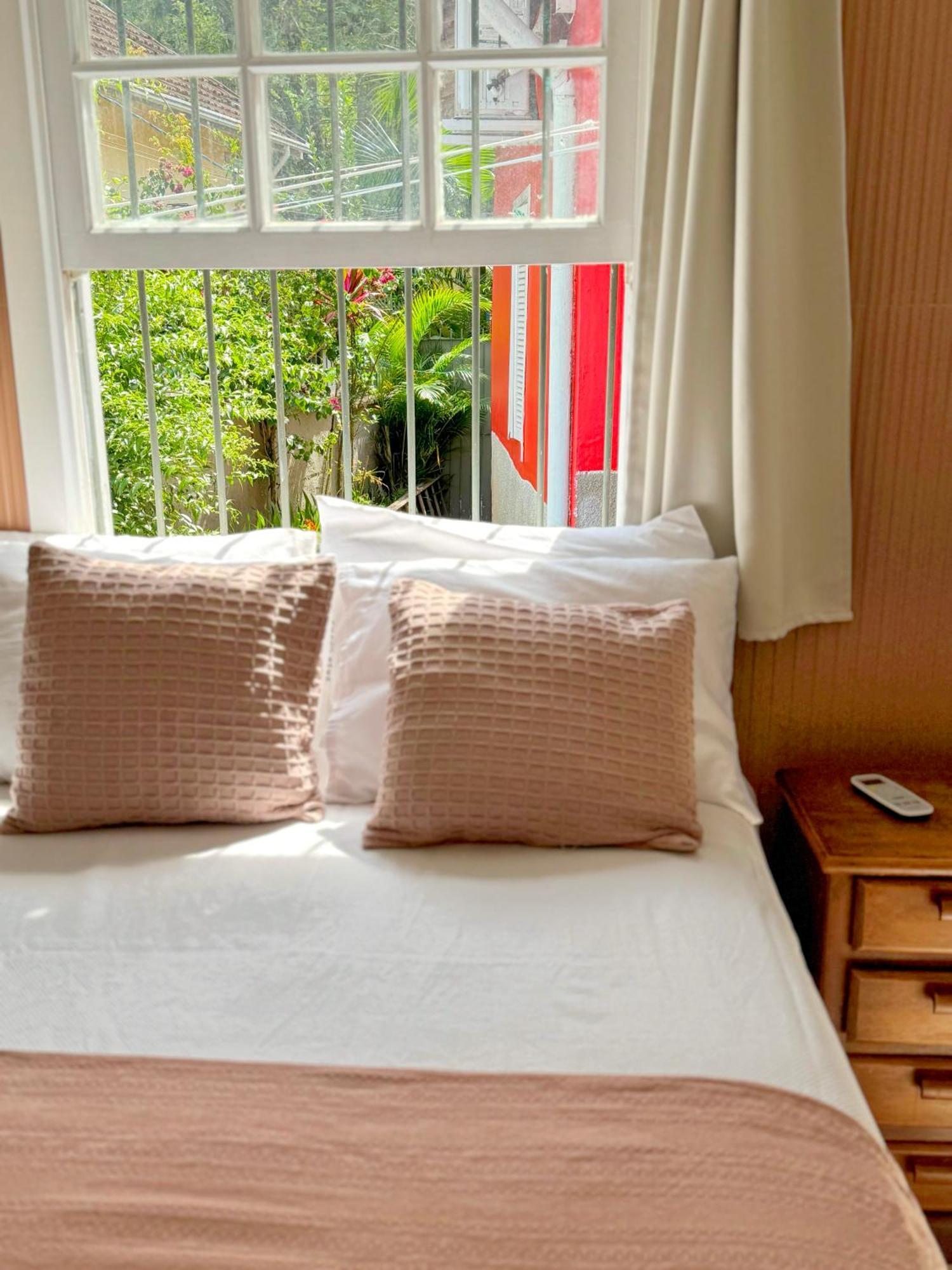 Double Room,1758418843:JPEG