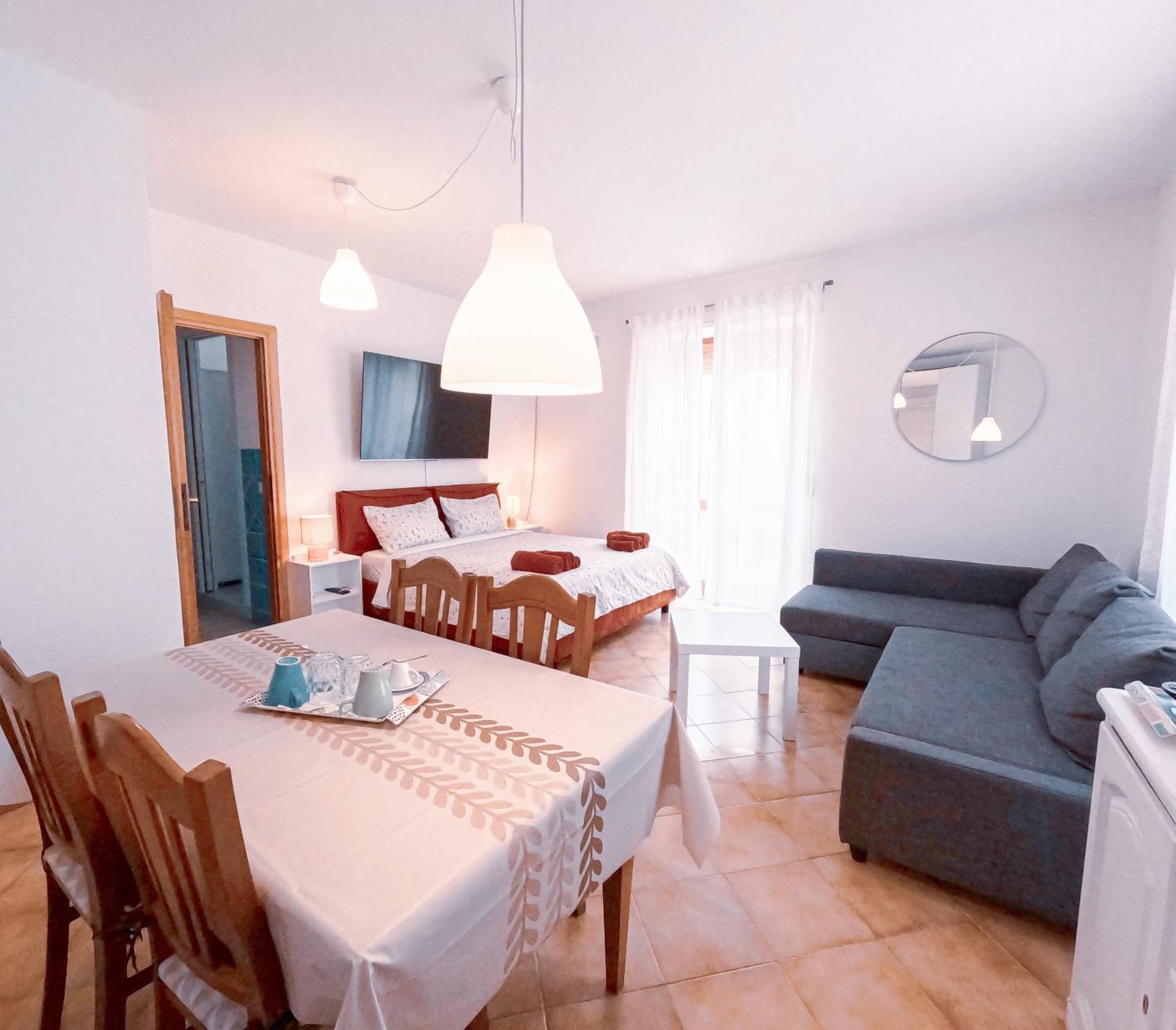 Superior Triple Room,1668130015:JPEG