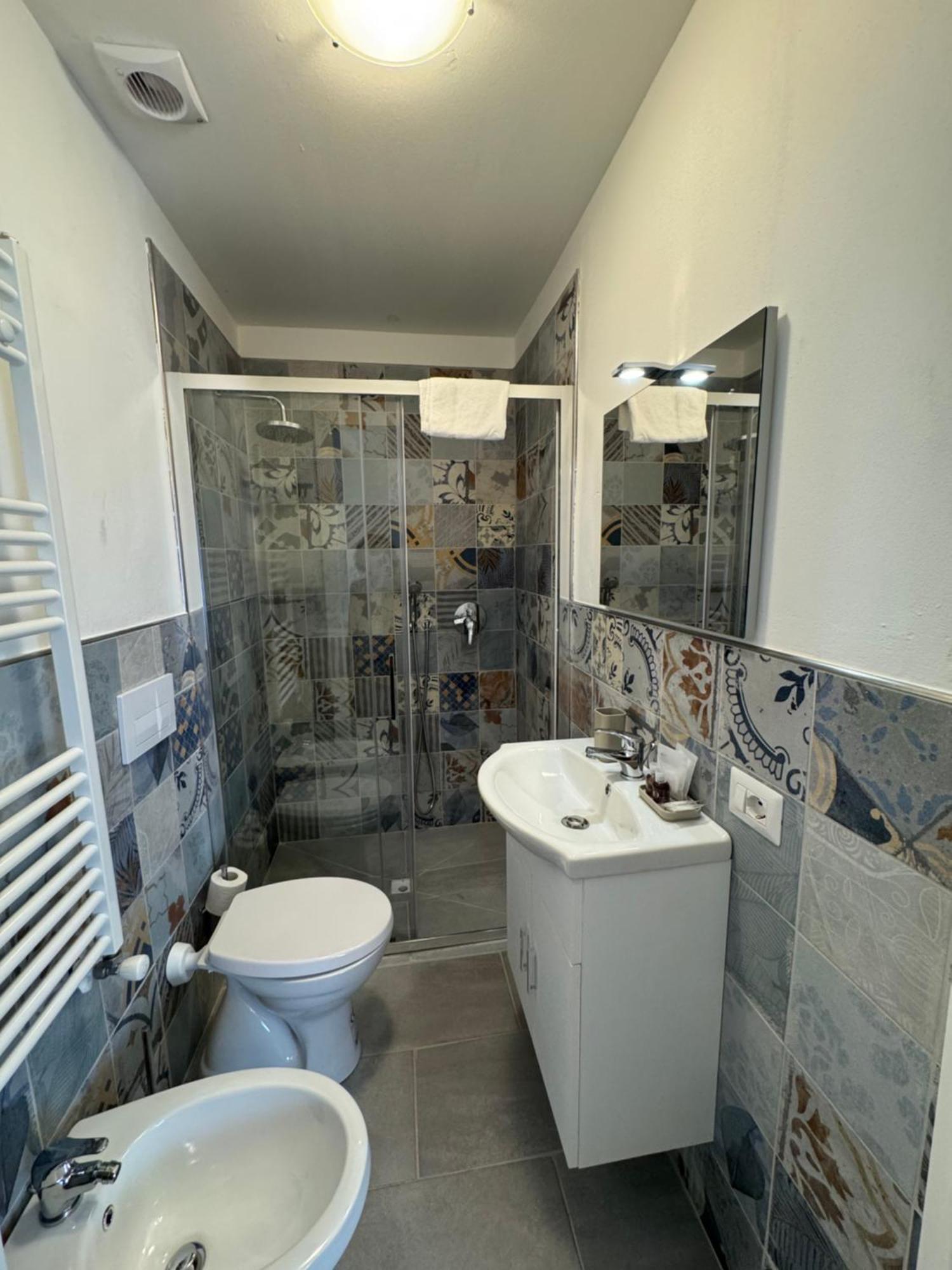 Camera Matrimoniale con Bagno Privato