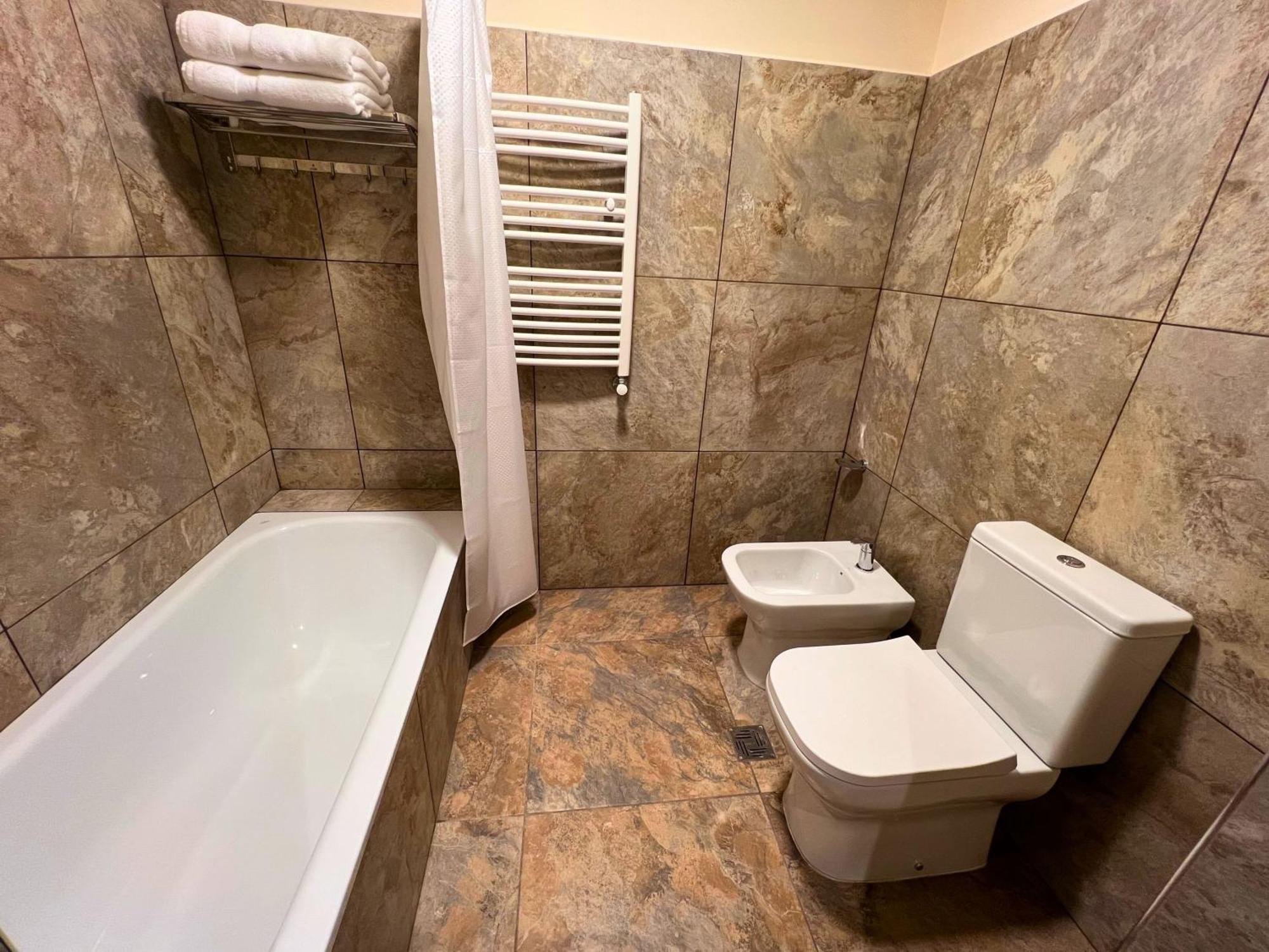 Two-Bedroom Superior Apartment,1669839643:JPEG