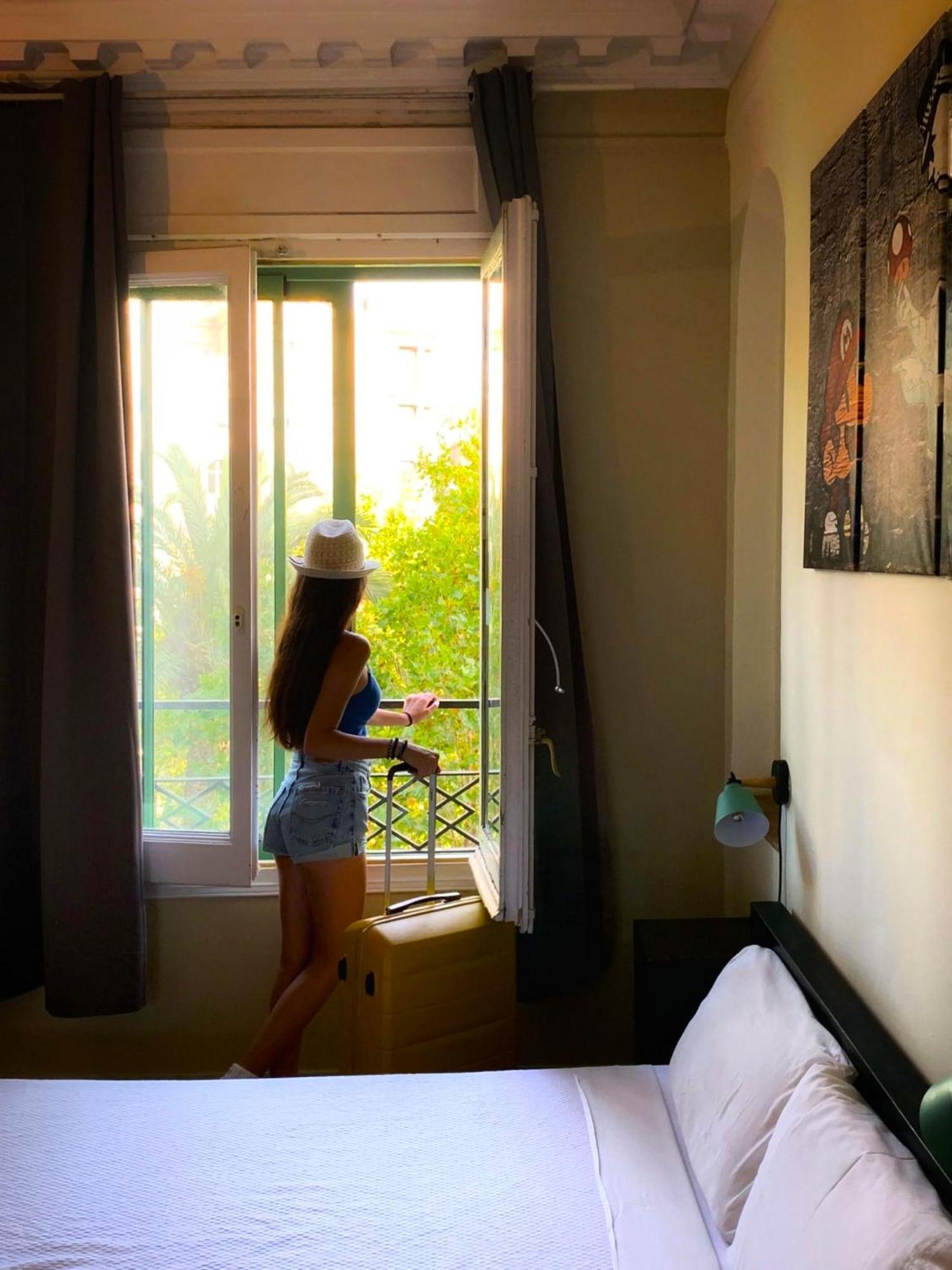 Double Room Private Bathroom