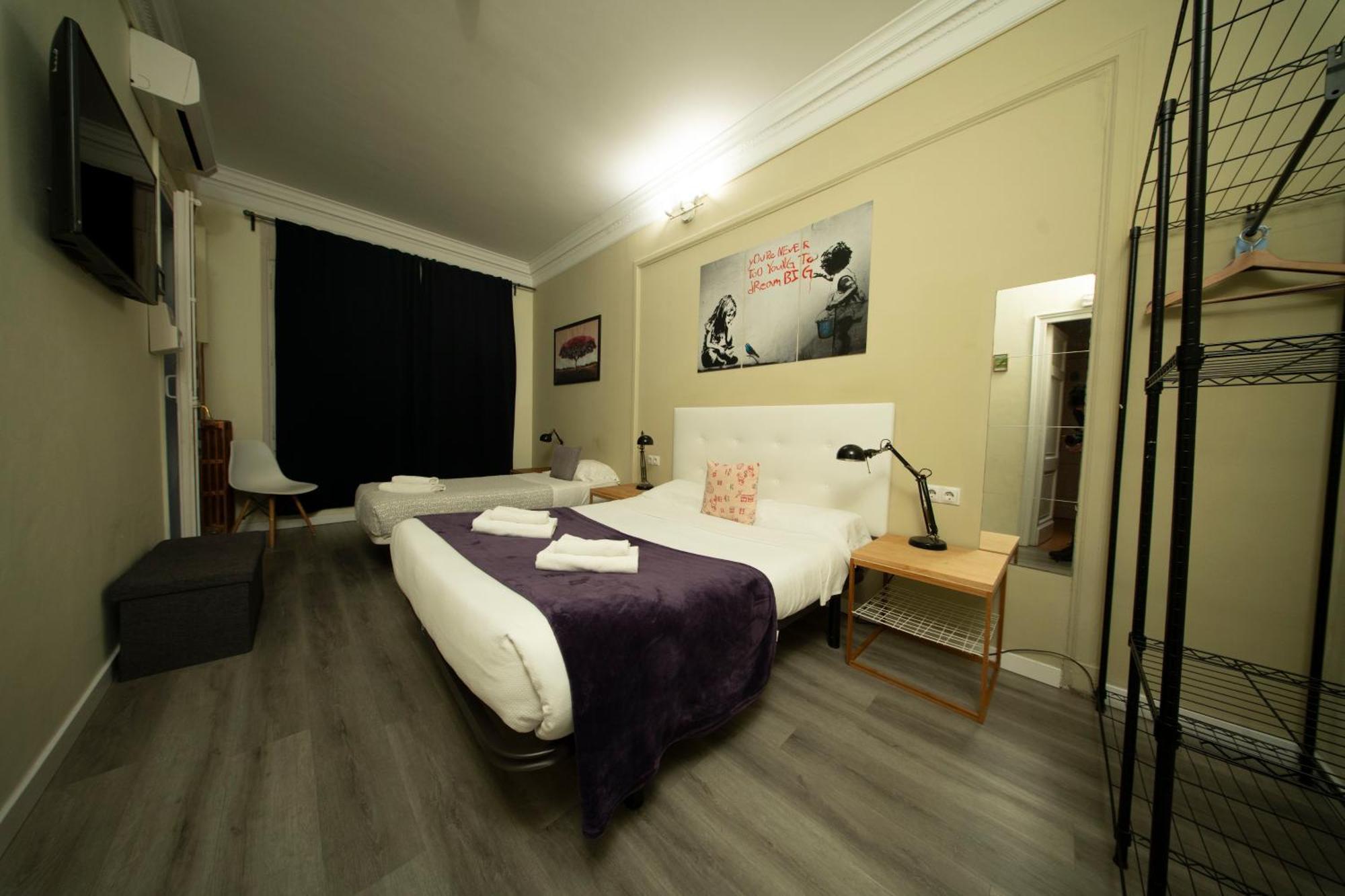 Triple Room Private Bathroom
