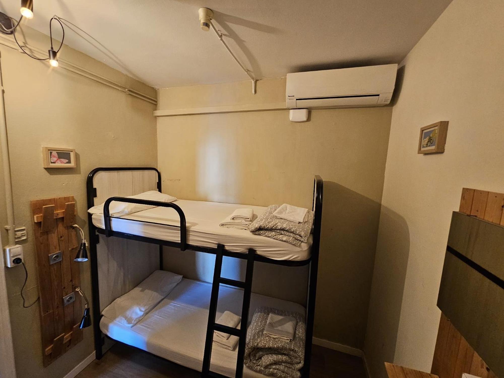 Twin Room Bunk Beds