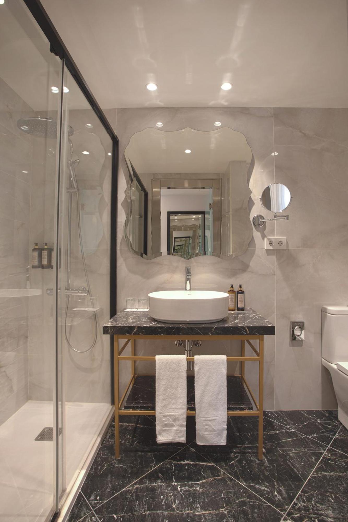 Double Room Wall View,1687449535:JPEG