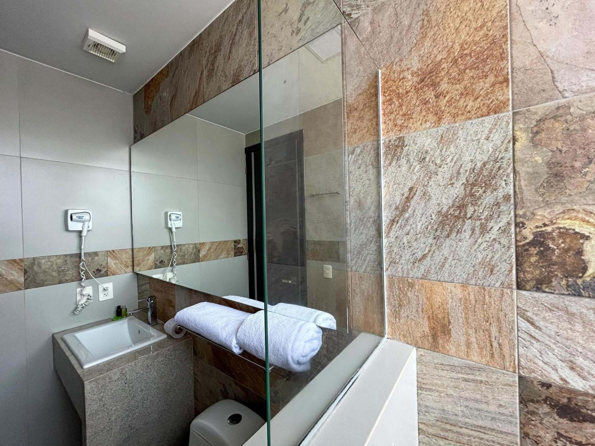 Double Room,1670990650:JPEG
