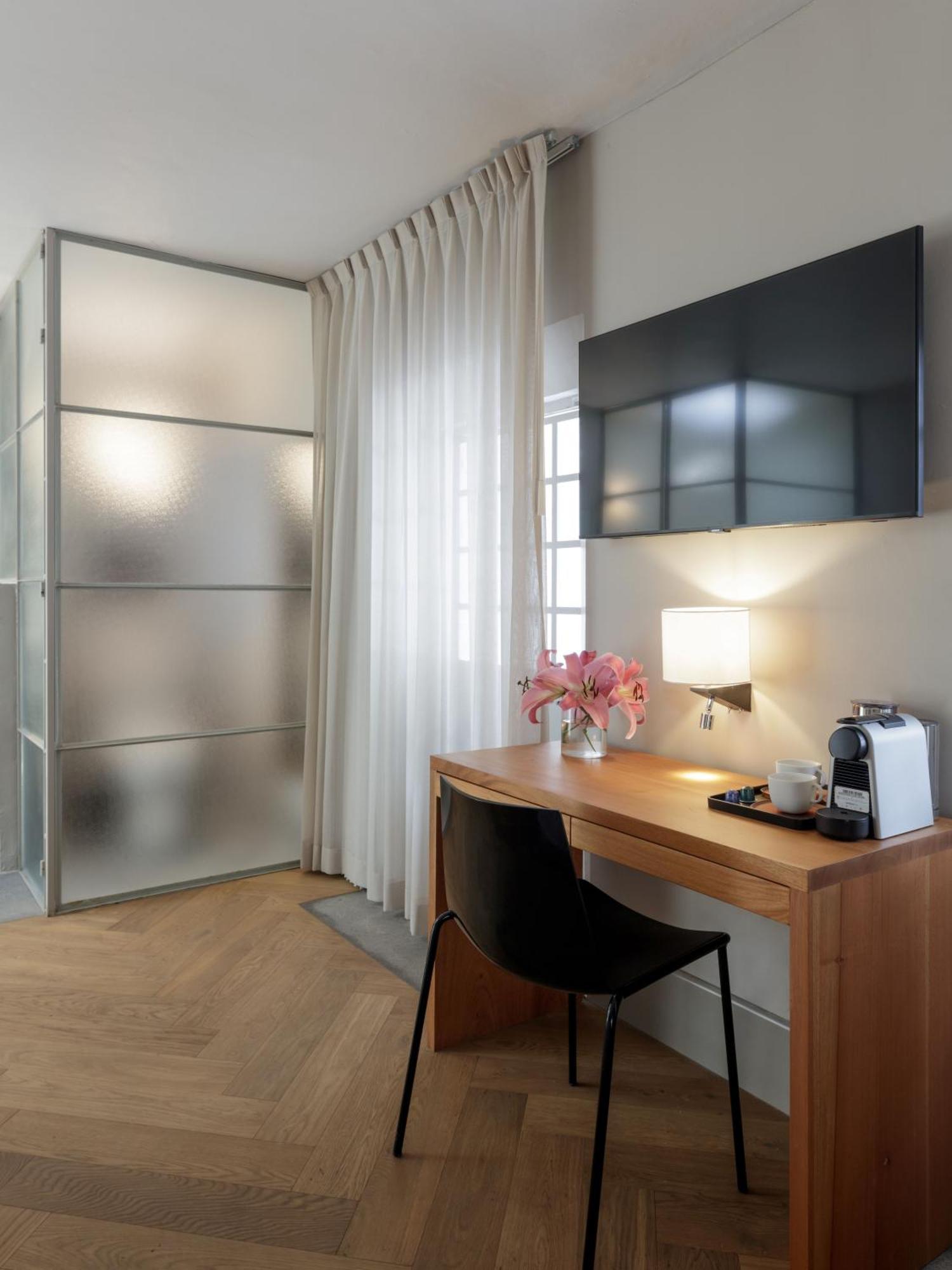 Deluxe Suite,1672655047:JPEG