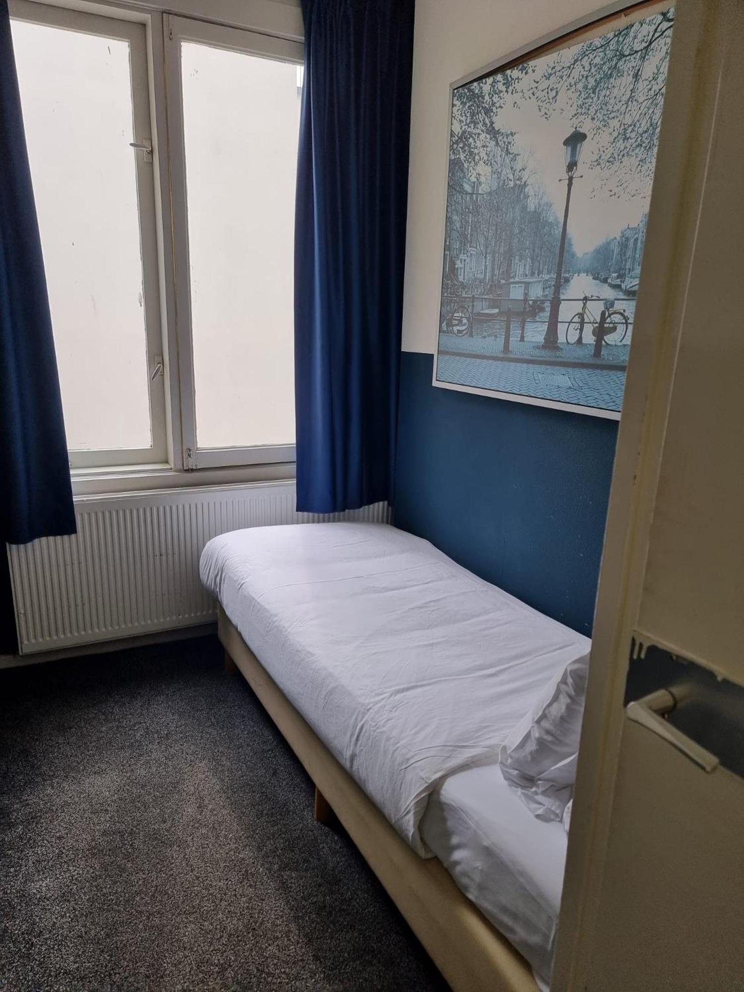 Small Single Room,1674695672:JPEG