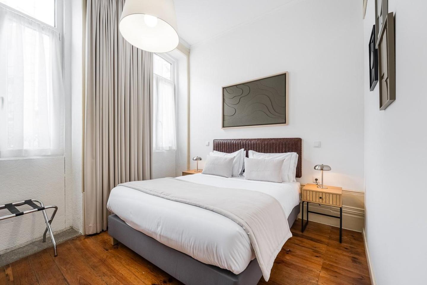 Double Room,1674774103:JPEG