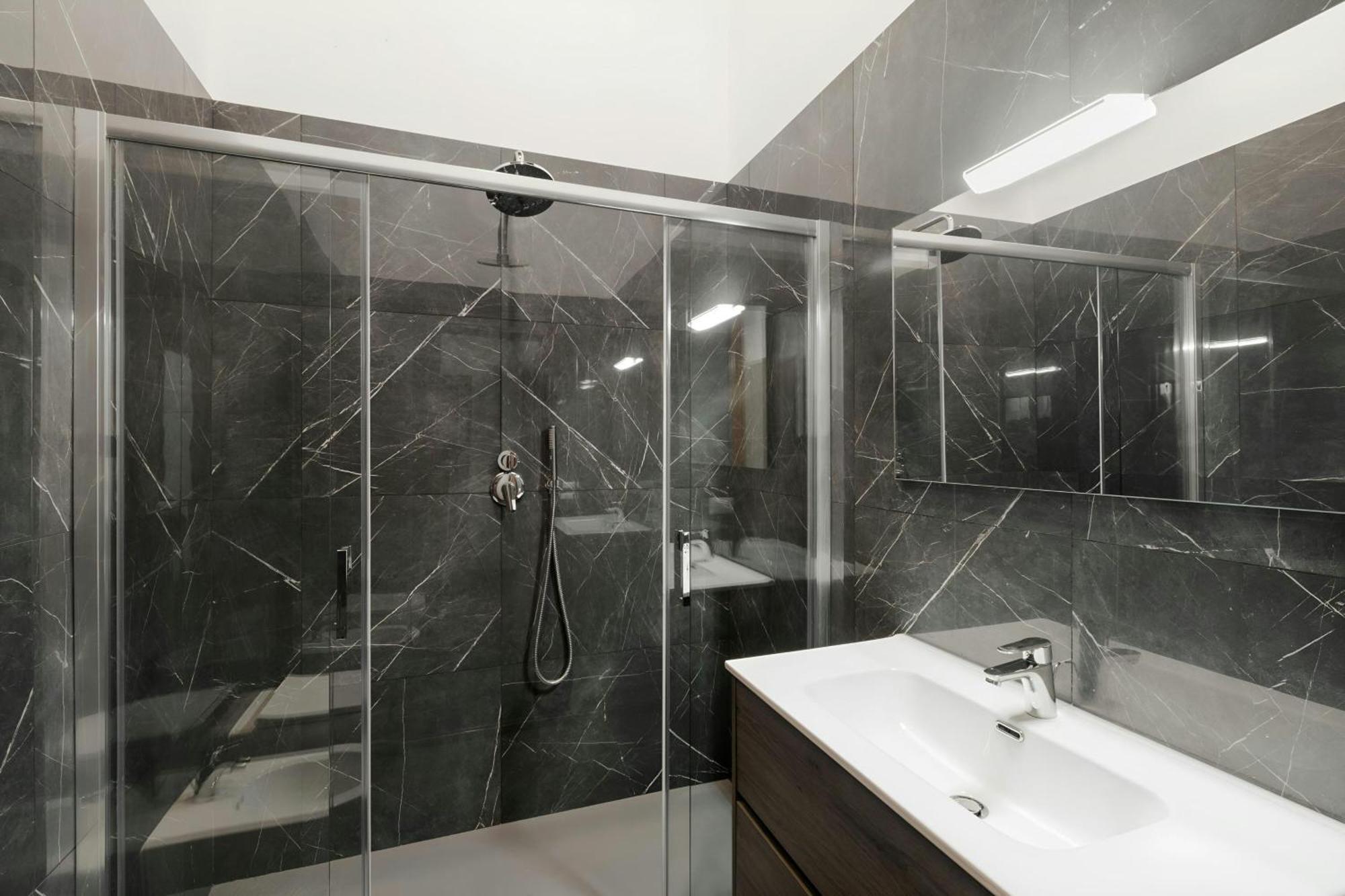 Three-Bedroom Apartment,1674807236:JPEG