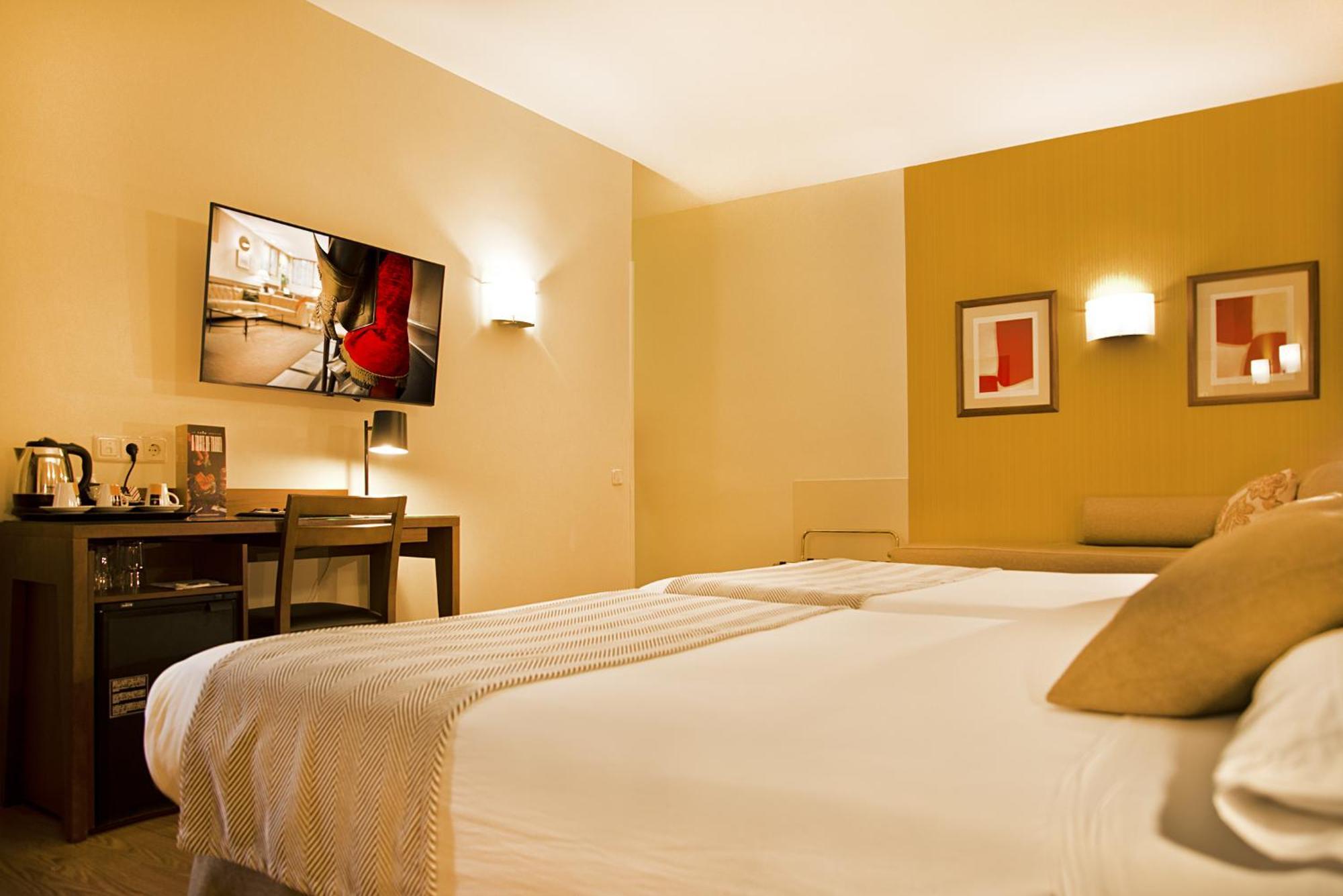 Triple Room,1676728732:JPEG